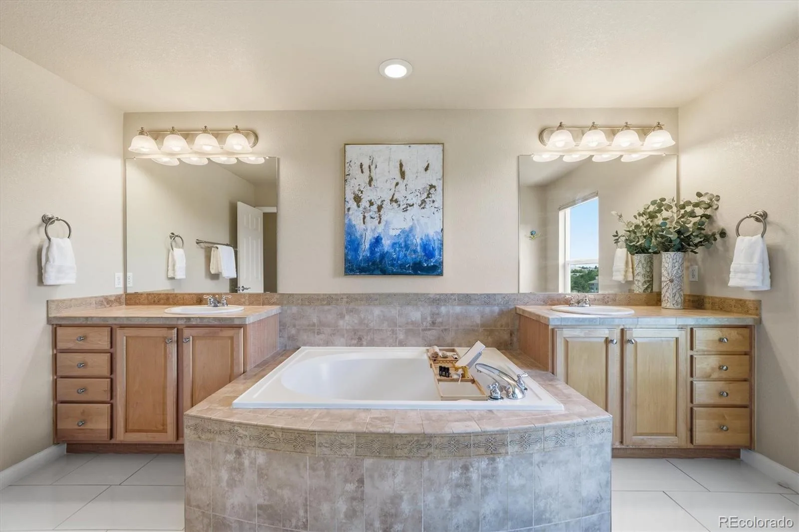 731 Briar Haven Drive Castle Pines CO 80108 | MLS #REC3636679 09012026053631 1600 24
