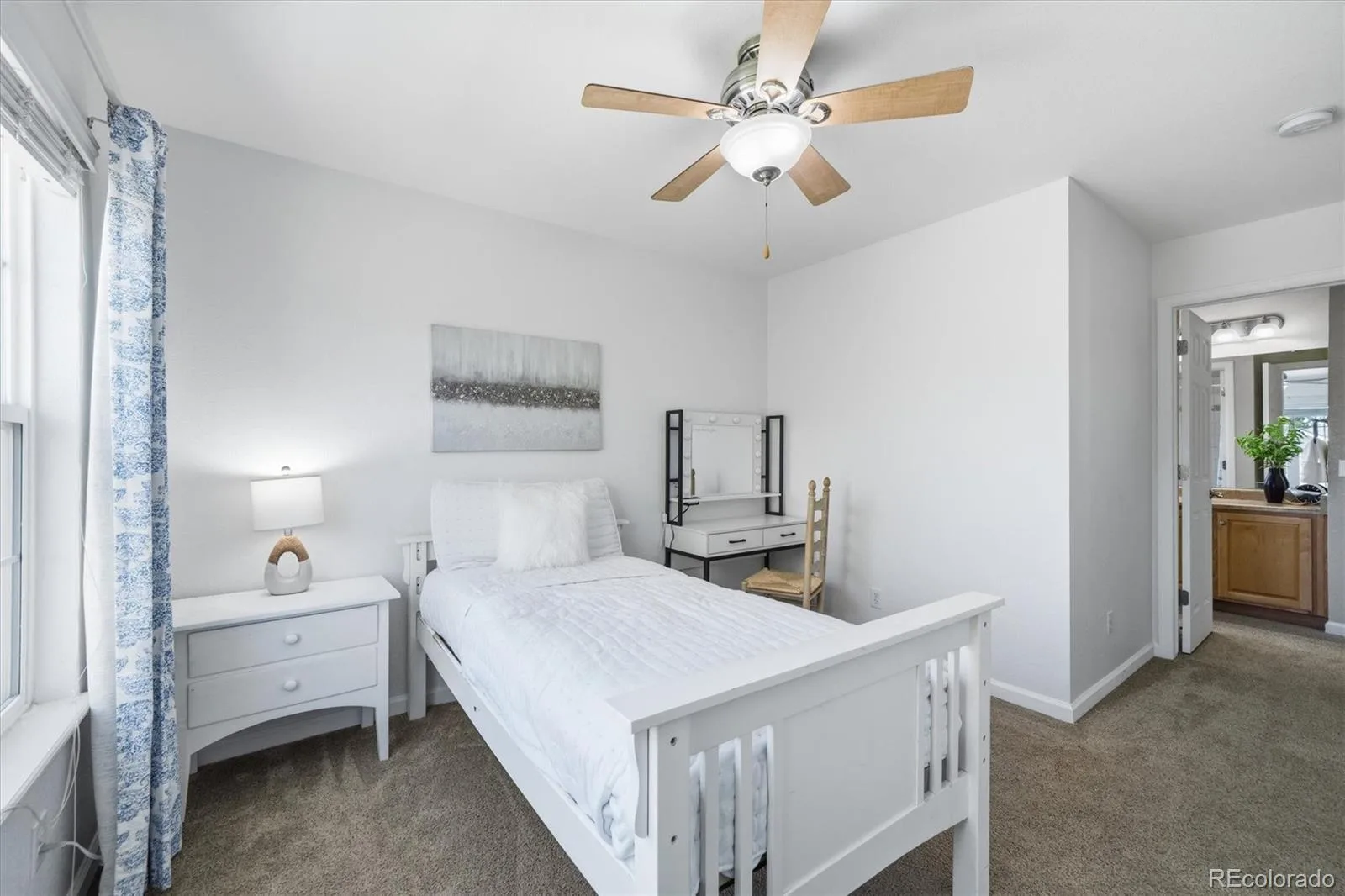 731 Briar Haven Drive Castle Pines CO 80108 | MLS #REC3636679 09012026053631 1600 27