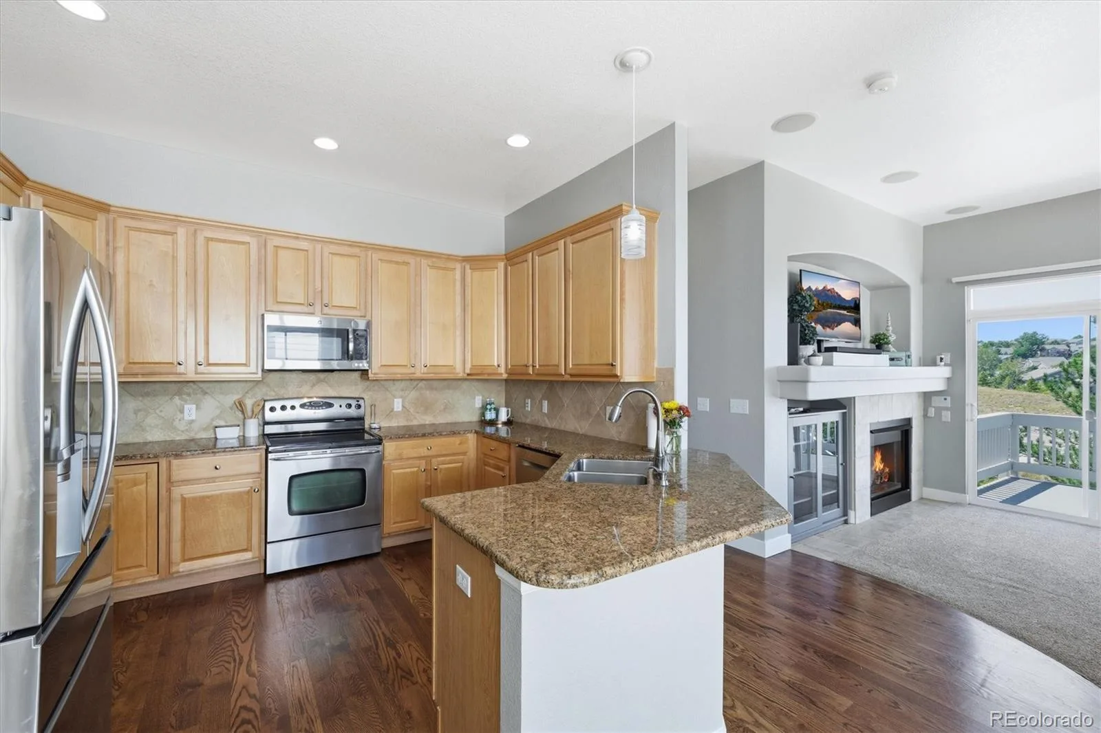 731 Briar Haven Drive Castle Pines CO 80108 | MLS #REC3636679 09012026053631 1600 6
