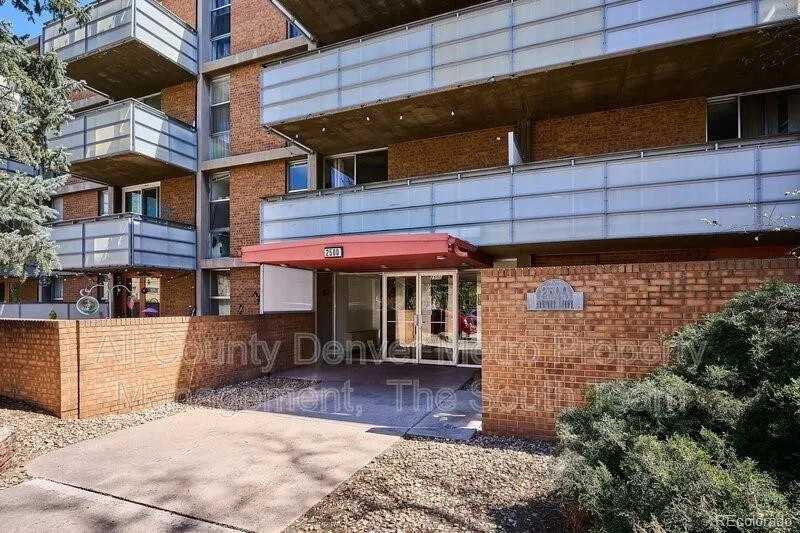 2500 S York Street #213 Denver CO 80210 | MLS #REC3636810 10122026225822 800 17