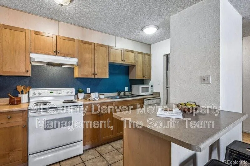 2500 S York Street #213 Denver CO 80210 | MLS #REC3636810 10122026225822 800 2