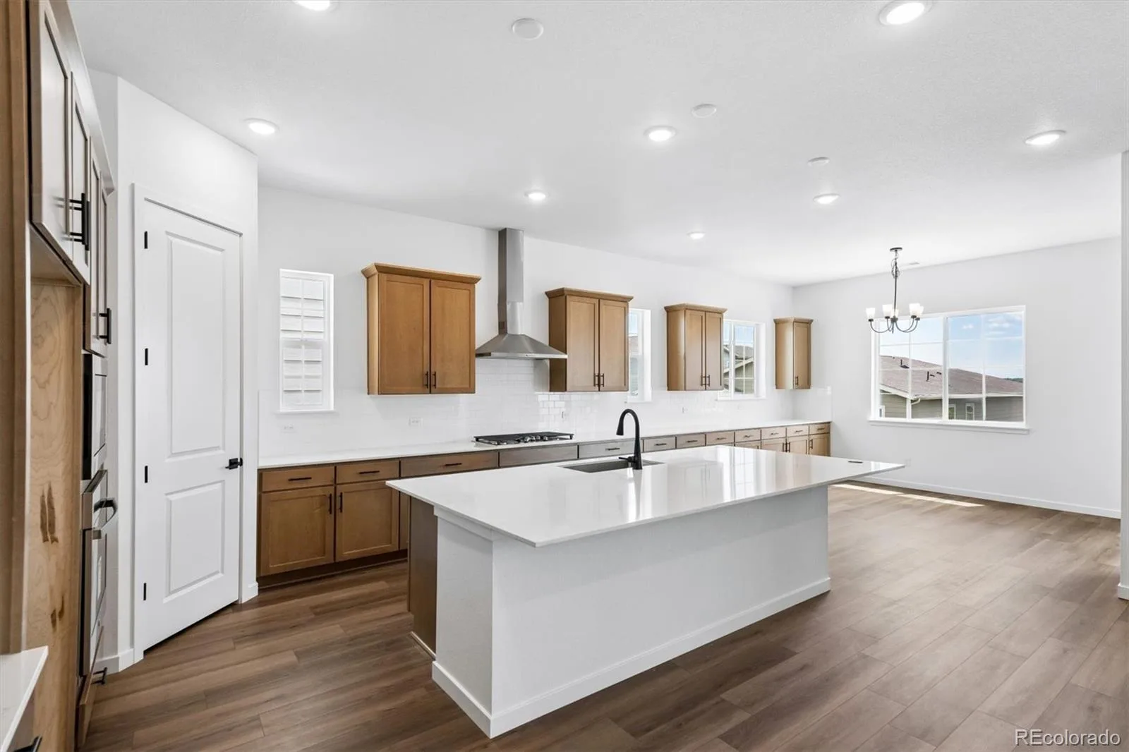 5684 Wayfarer Circle Firestone CO 80504 | MLS #REC3637294 08202026172404 1600 11