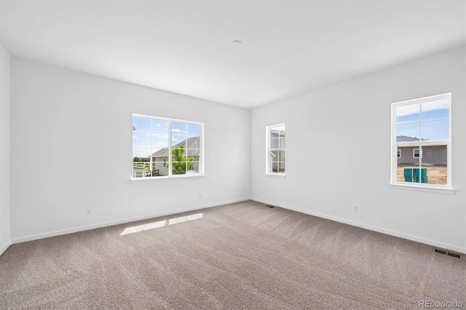 5684 Wayfarer Circle Firestone CO 80504 | MLS #REC3637294 08202026172404 1600 13
