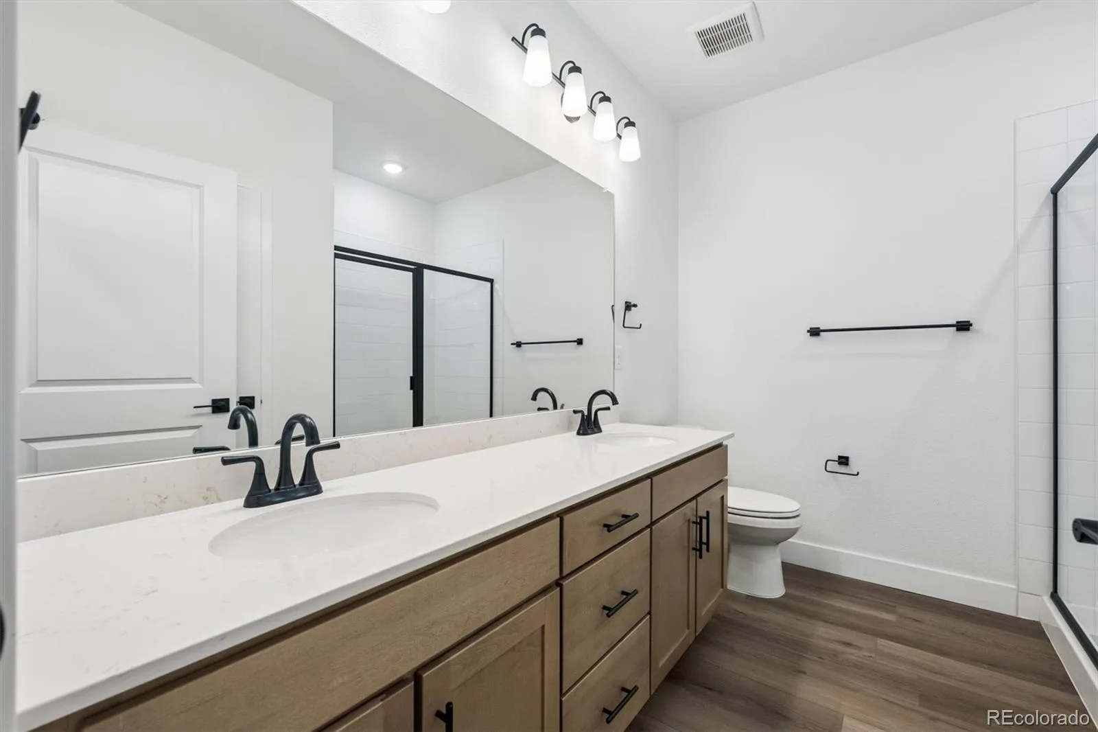 5684 Wayfarer Circle Firestone CO 80504 | MLS #REC3637294 08202026172404 1600 18