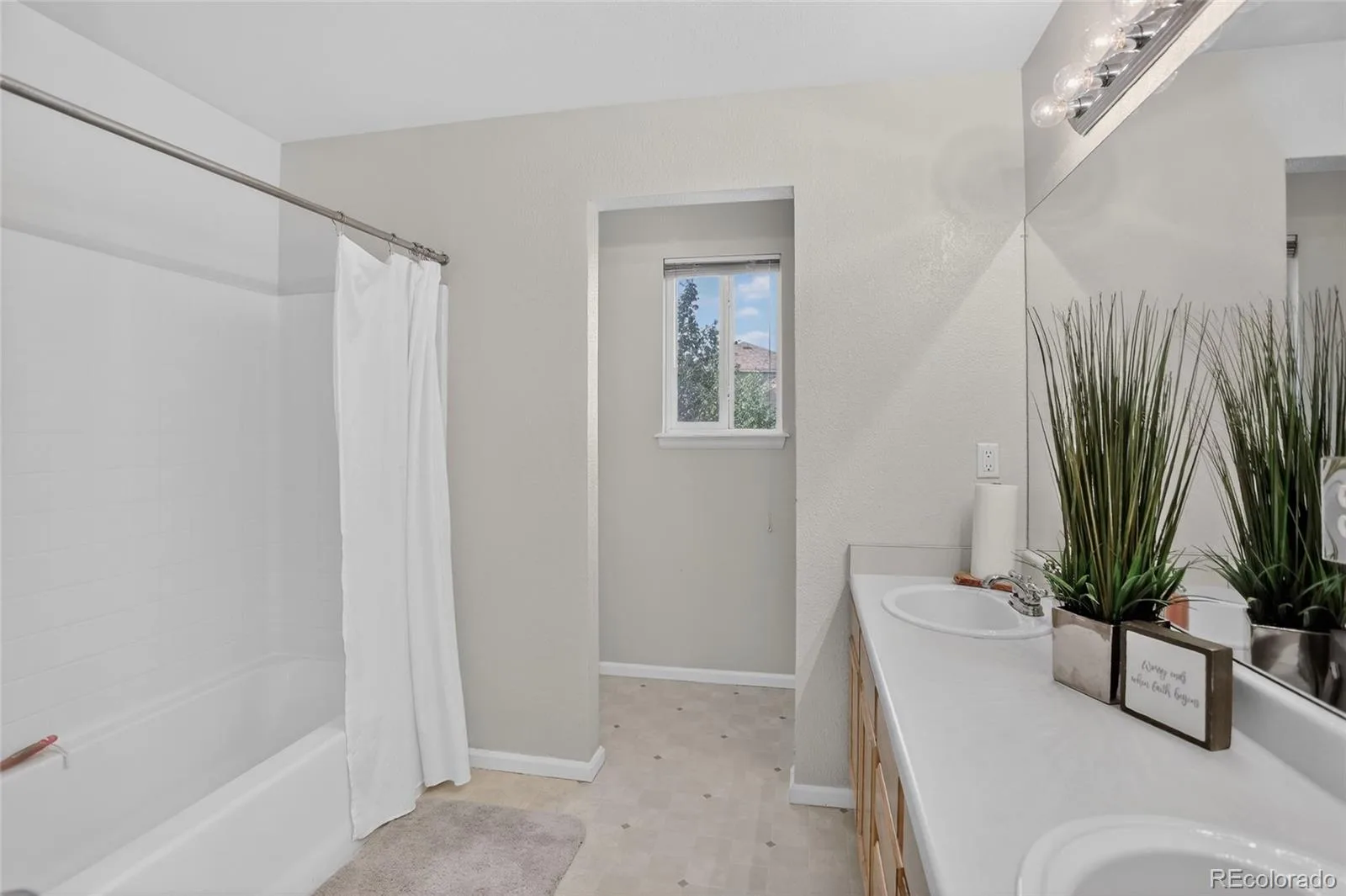 4056 N Lisbon Street Denver CO 80249 MLS #REC3638816 06122026065528 1600 23