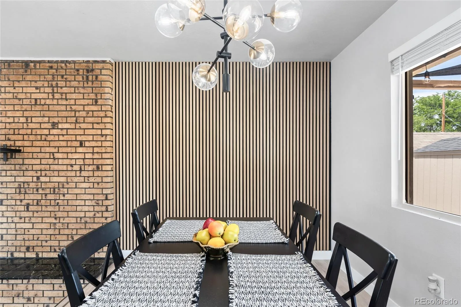 9457 W Arizona Avenue Lakewood CO 80232 | MLS #REC3640994 08272026152531 1600 3