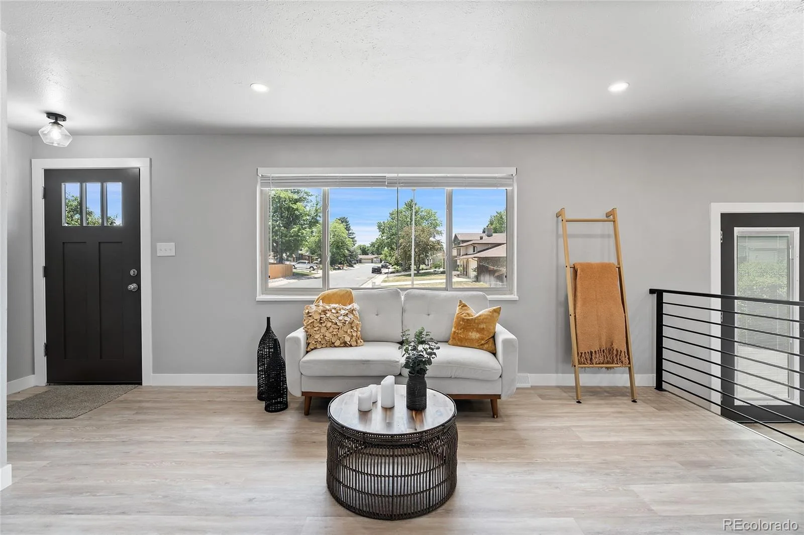 9457 W Arizona Avenue Lakewood CO 80232 | MLS #REC3640994 08272026152531 1600 4
