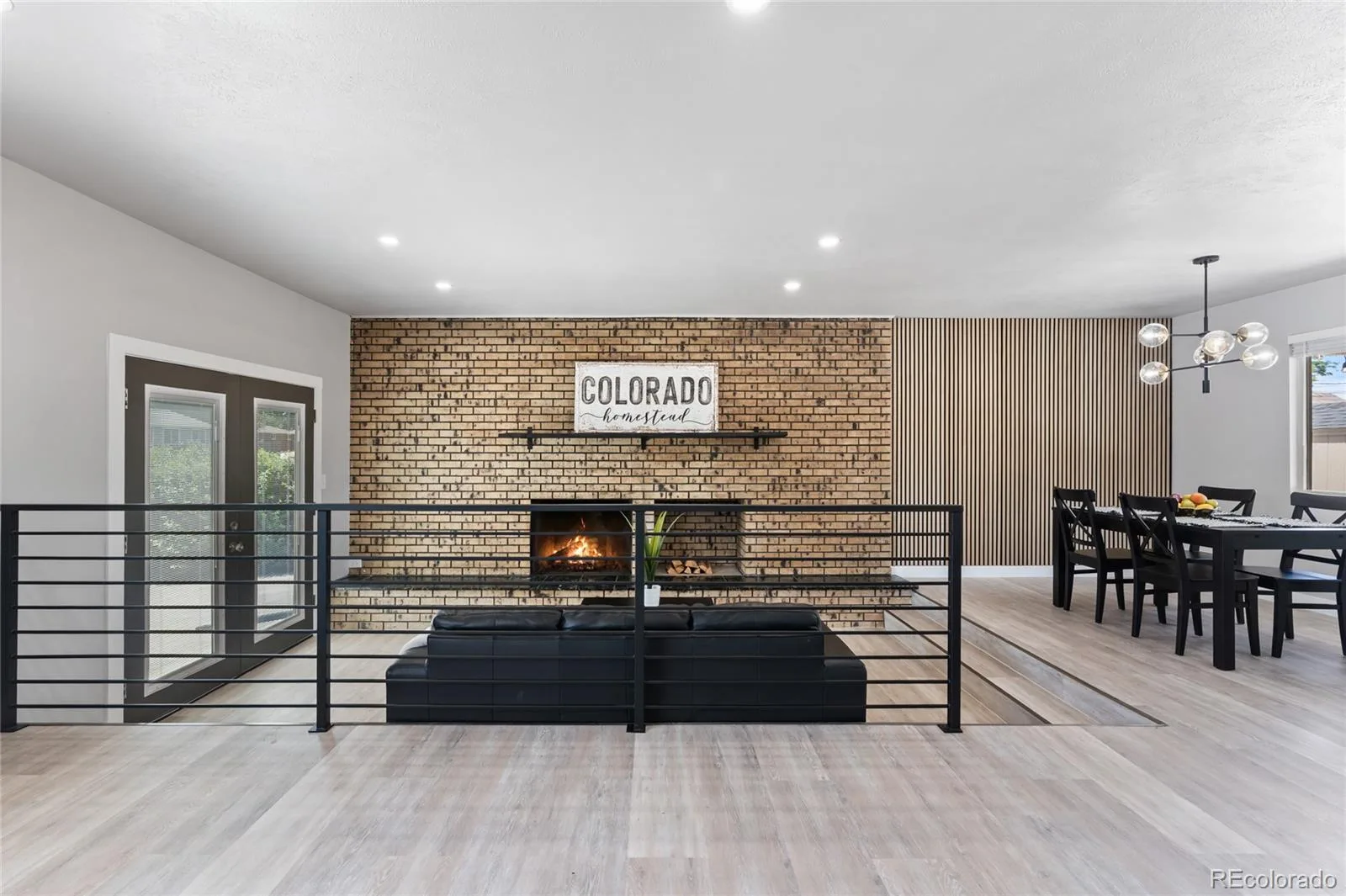 9457 W Arizona Avenue Lakewood CO 80232 | MLS #REC3640994 08272026152531 1600 6