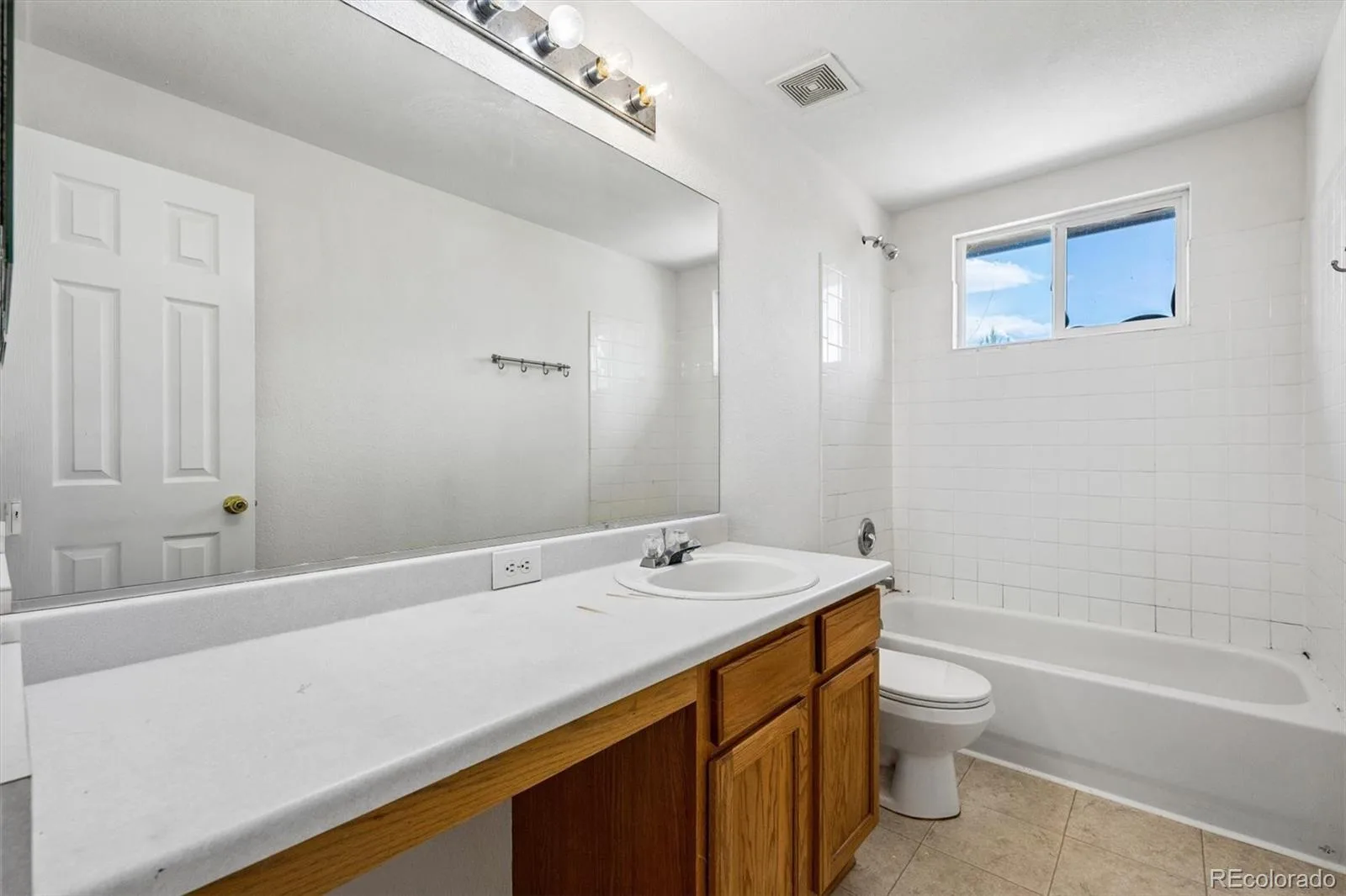 658 Jacques Way Erie CO 80516 | MLS #REC3641297 08262026184059 1600 14