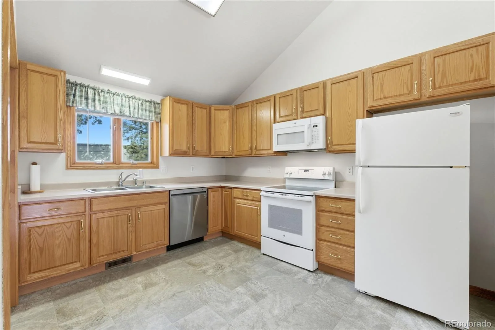 2522 E Egbert Street Brighton CO 80601 | MLS #REC3644488 08062026040405 1600 5