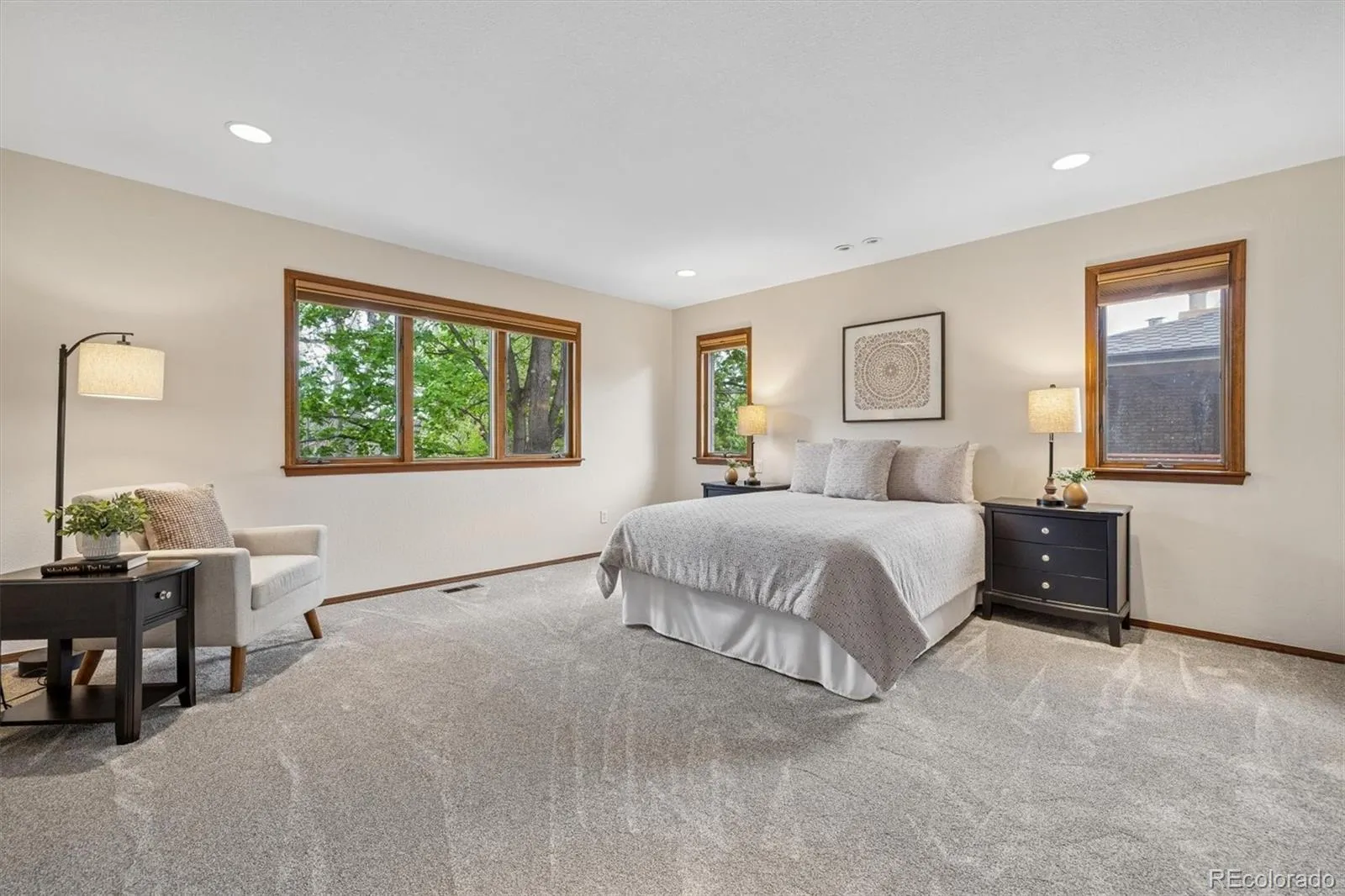 04172026213523 1600 24