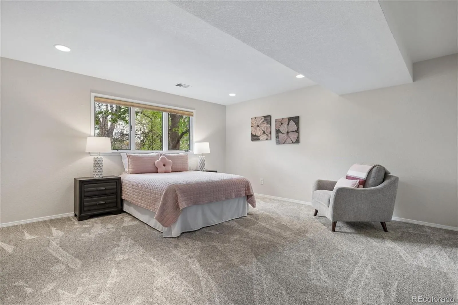 04172026213523 1600 38