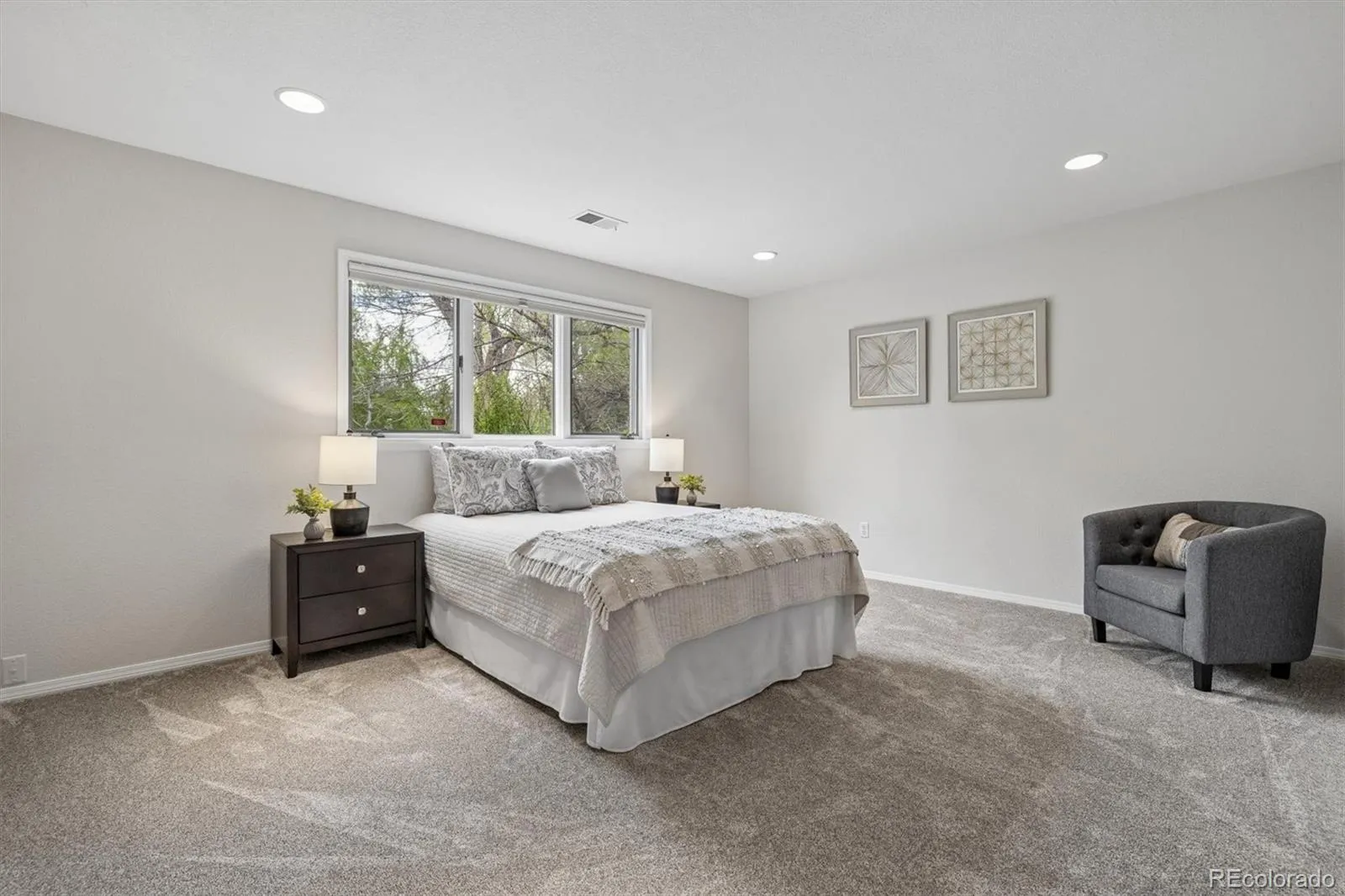 04172026213523 1600 39