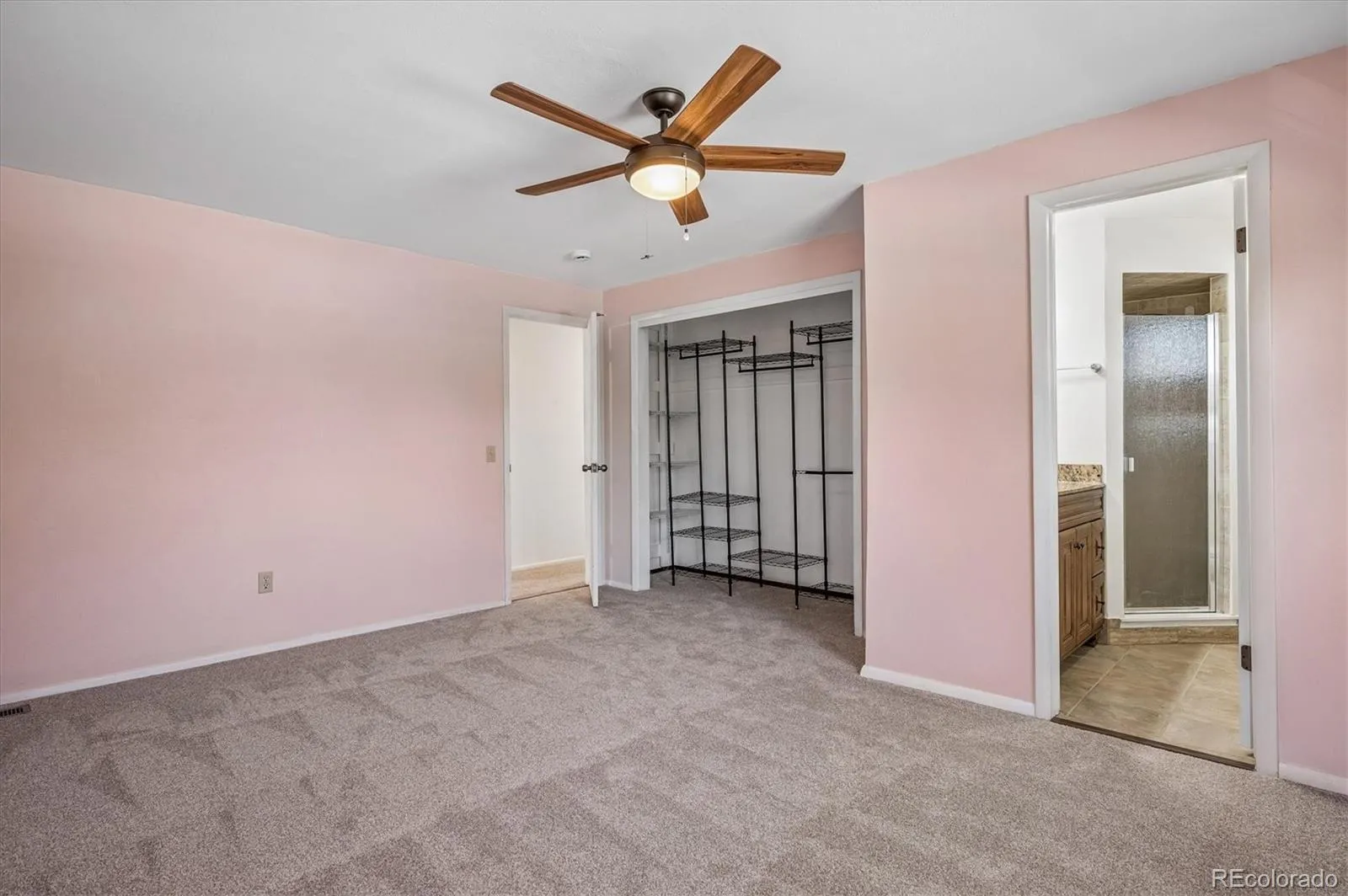 6230 W Fairview Avenue Littleton CO 80128 MLS #REC3649691 04292026135022 1600 14