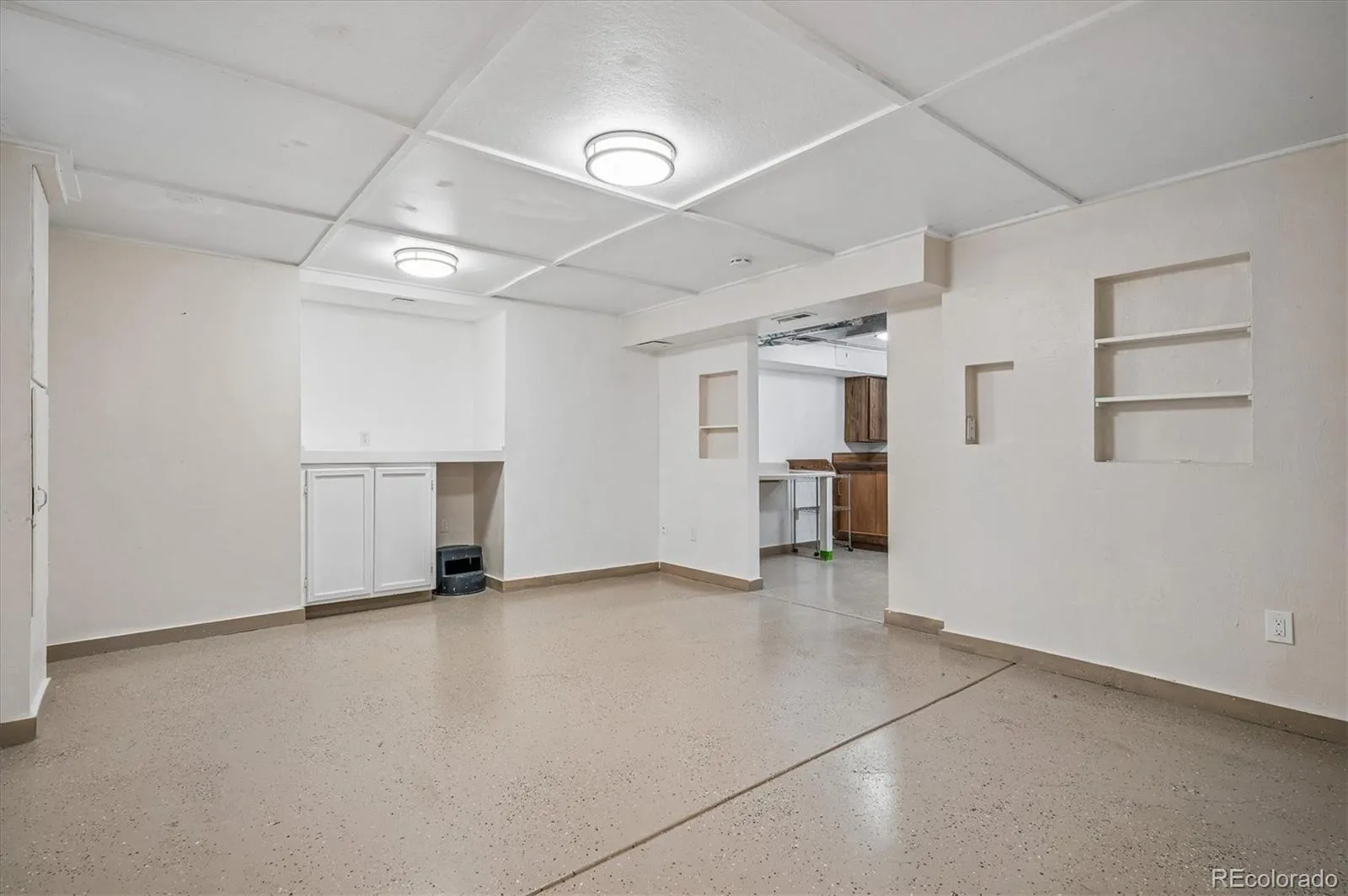6230 W Fairview Avenue Littleton CO 80128 MLS #REC3649691 04292026135022 1600 21