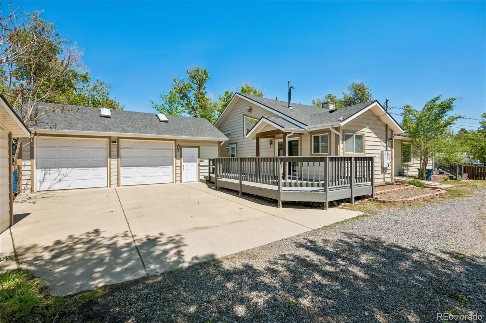 221 Jay Street Lakewood CO 80226 MLS #REC3650609 05112026231338 1600 35