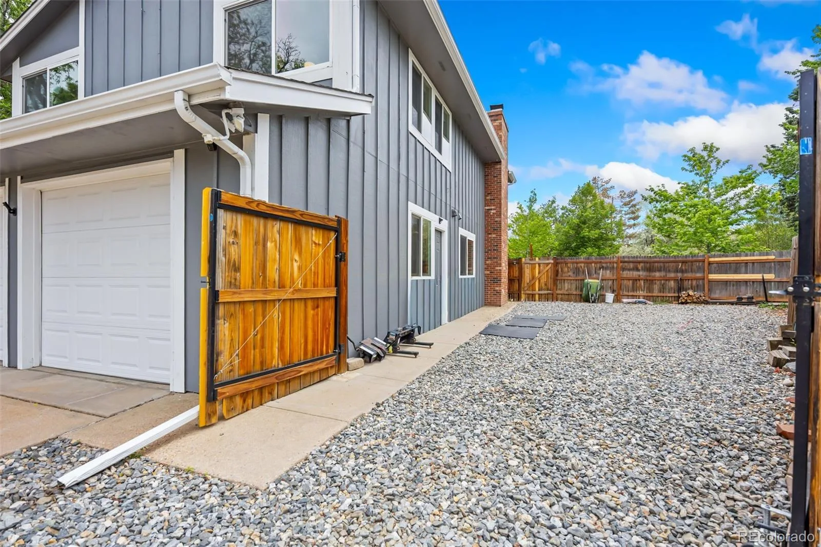 2692 S Kenton Court Aurora CO 80014 MLS #REC3650968 06092026011507 1600 37