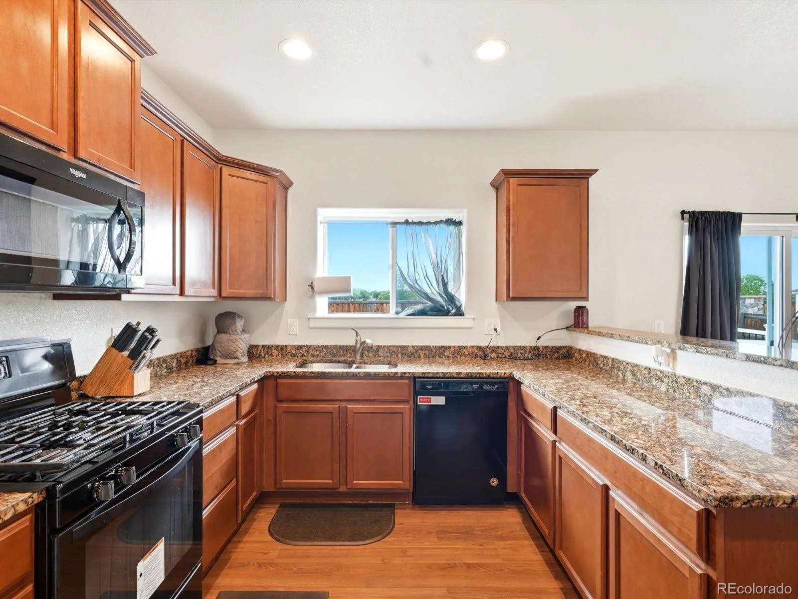 4727 E 95th Drive Thornton CO 80229 | MLS #REC3652953 06052026032208 1600 7