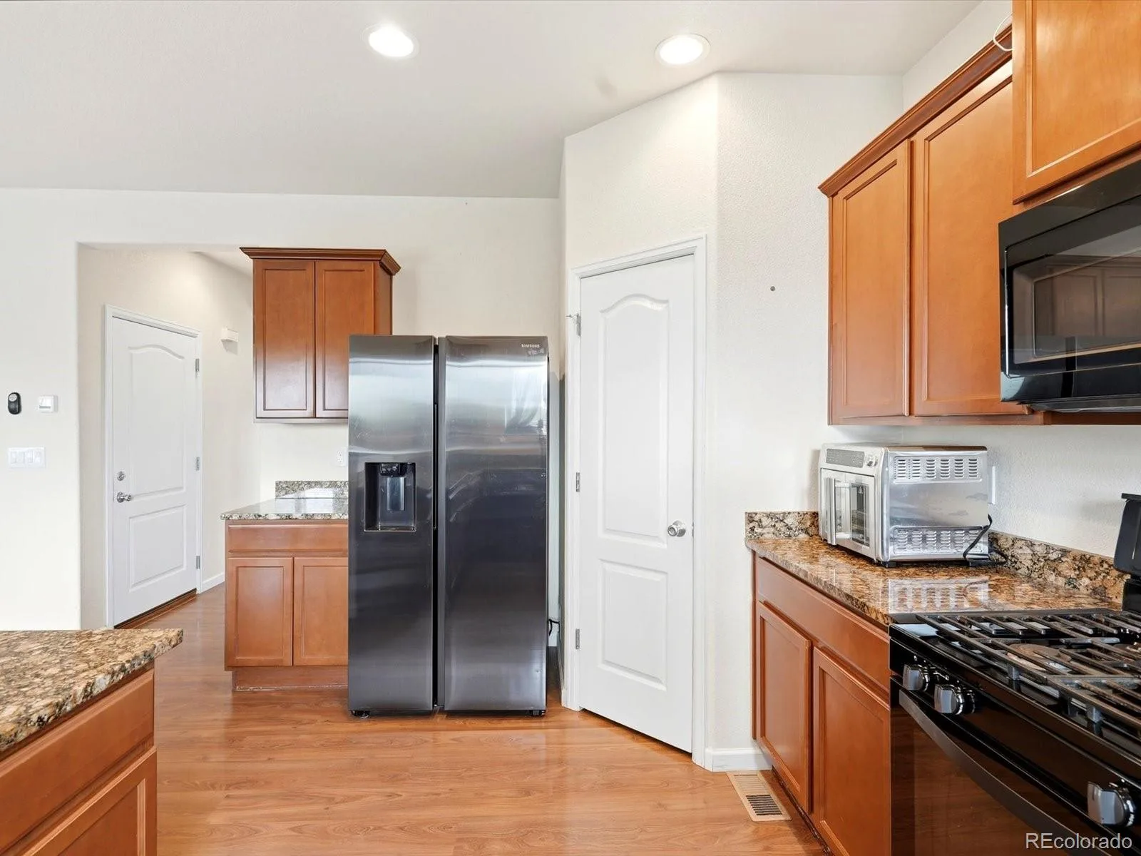 4727 E 95th Drive Thornton CO 80229 | MLS #REC3652953 06052026032208 1600 8
