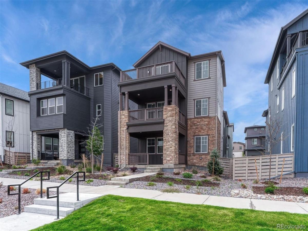 8673 Middle Fork Street Littleton CO 80125 | MLS #REC3655489 MLS #REC3655489 image #0