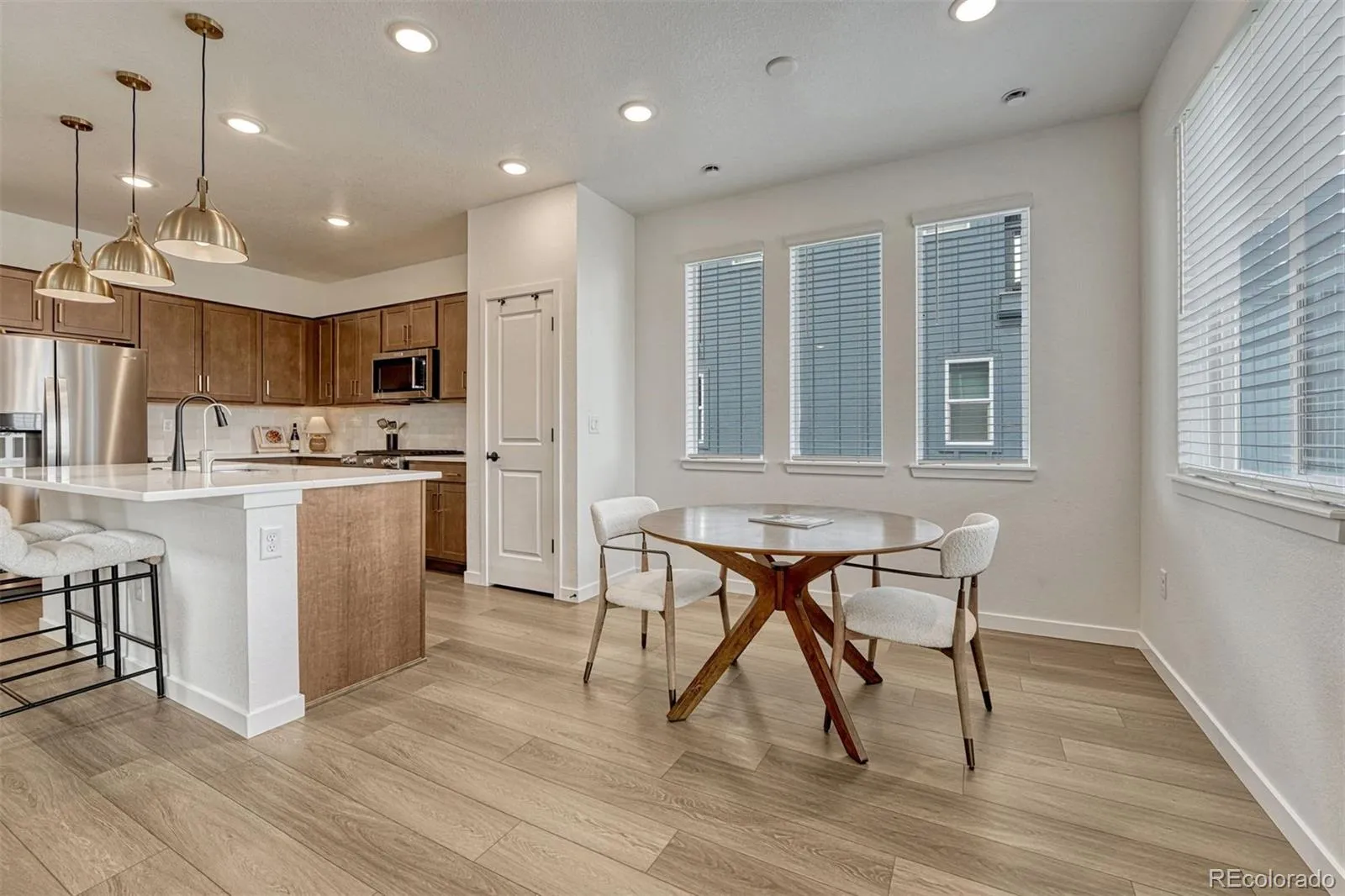 8673 Middle Fork Street Littleton CO 80125 | MLS #REC3655489 04302026001807 1600 8