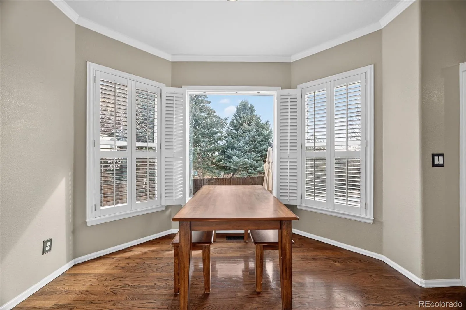 04122026080100 1600 14