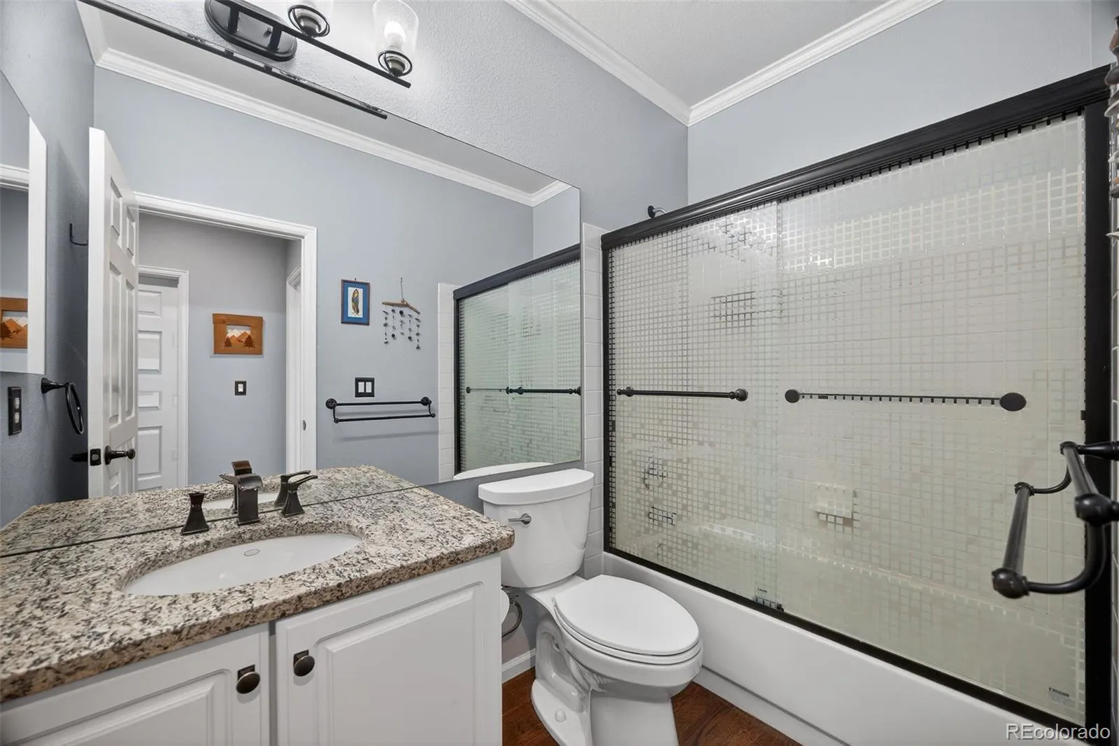 04122026080100 1600 19