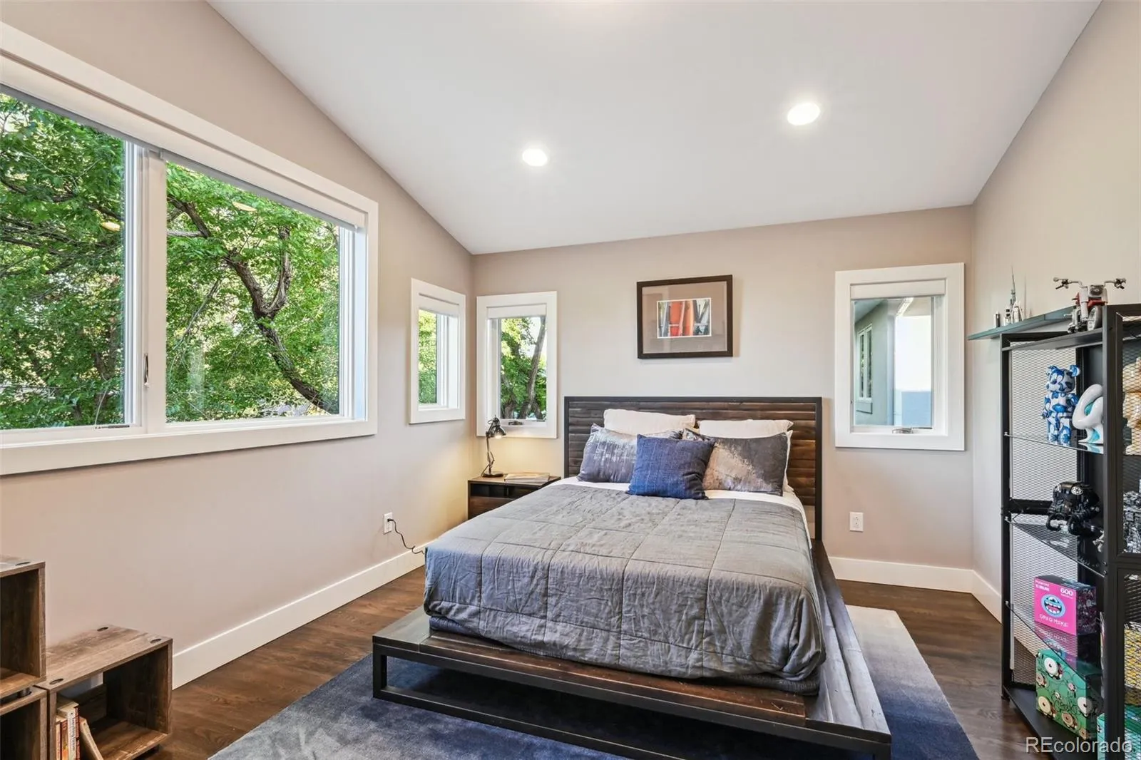 04062026191611 1600 26