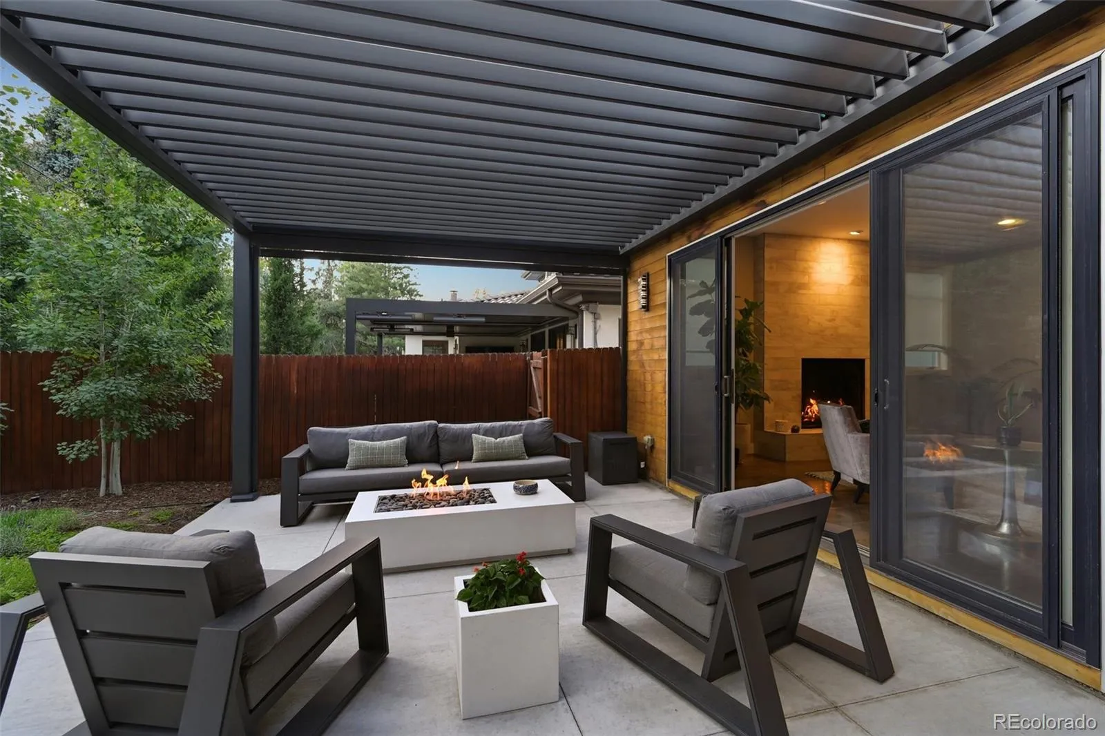 04062026191611 1600 42