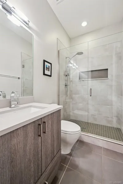 04062026191611 800 38