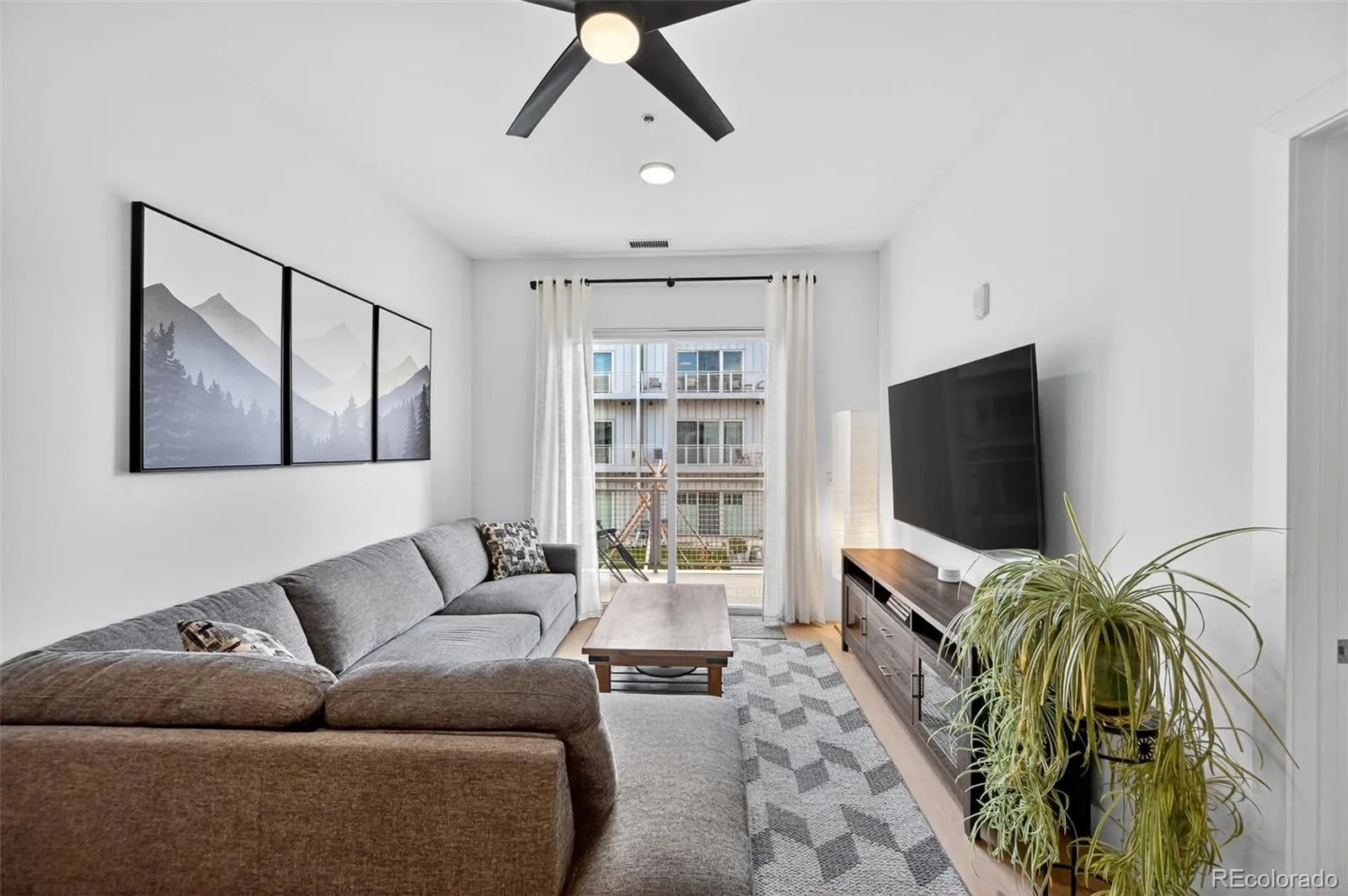 2530 Lawrence Street #RA206 Denver CO 80205 MLS #REC3657440 05282026162208 1600 8