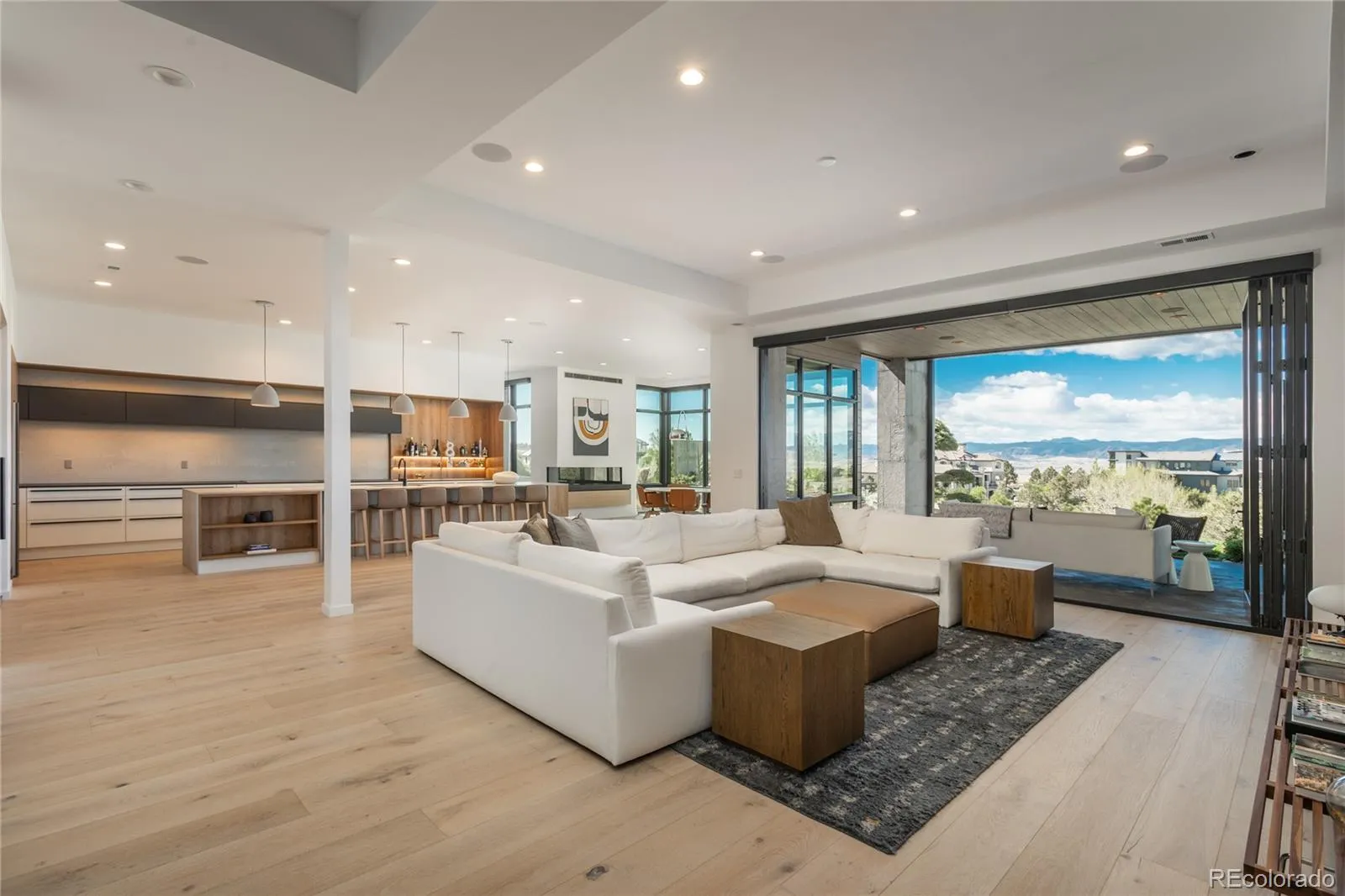 502 Emberglow Lane Highlands Ranch CO 80126 | MLS #REC3657674 05062026194336 1600 24
