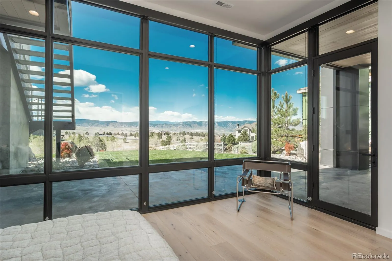 502 Emberglow Lane Highlands Ranch CO 80126 | MLS #REC3657674 05062026194336 1600 34