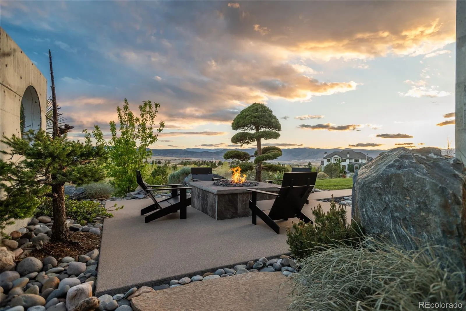 502 Emberglow Lane Highlands Ranch CO 80126 | MLS #REC3657674 05062026194336 1600 47