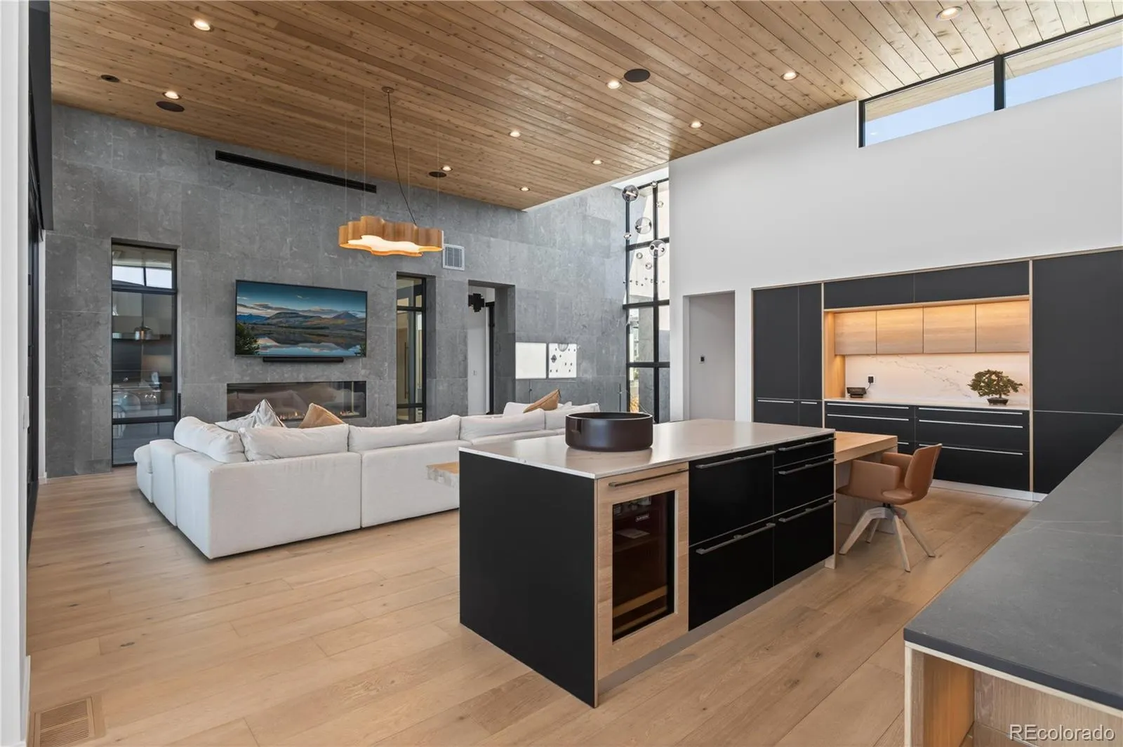 502 Emberglow Lane Highlands Ranch CO 80126 | MLS #REC3657674 05062026194336 1600 7