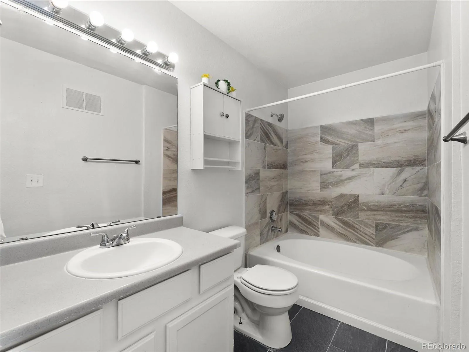 4460 S Pitkin Street #120 Aurora CO 80015 MLS #REC3658469 05182026181818 1600 10