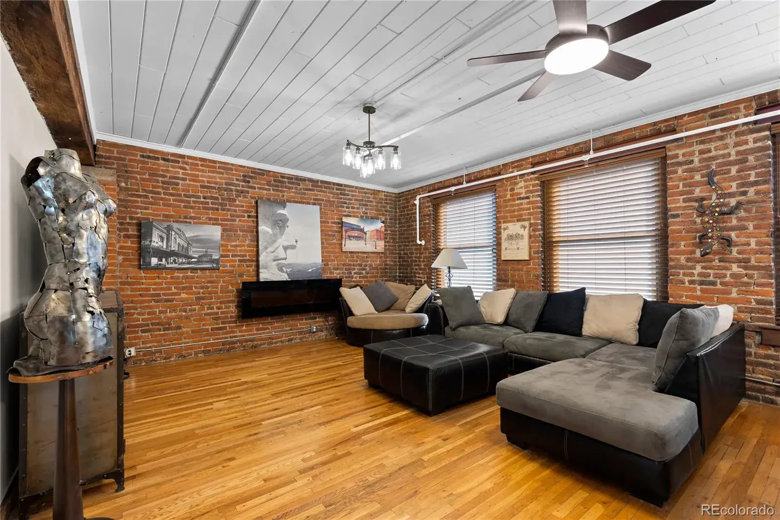 03052026183537 1600 11