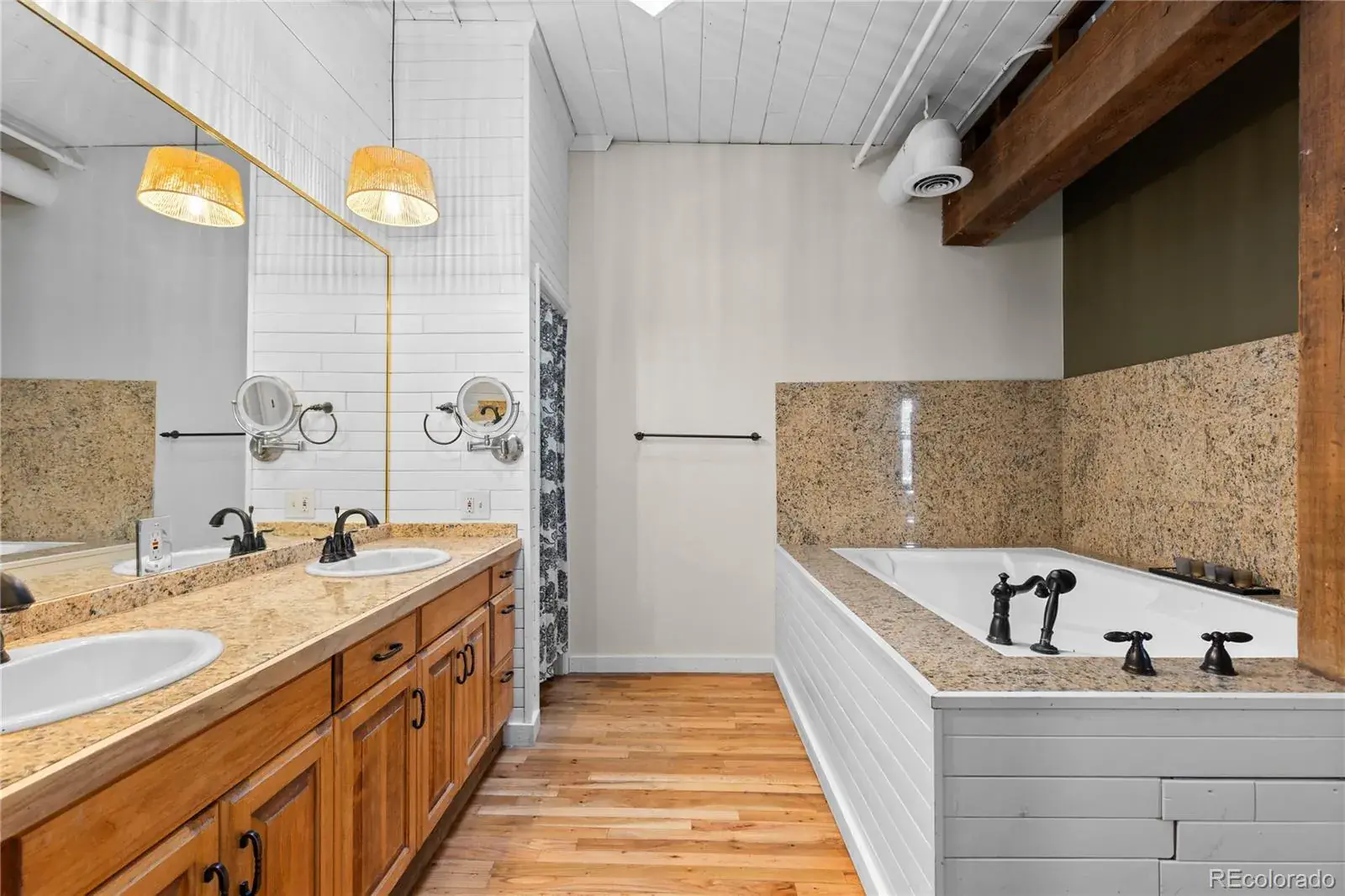 03052026183537 1600 26