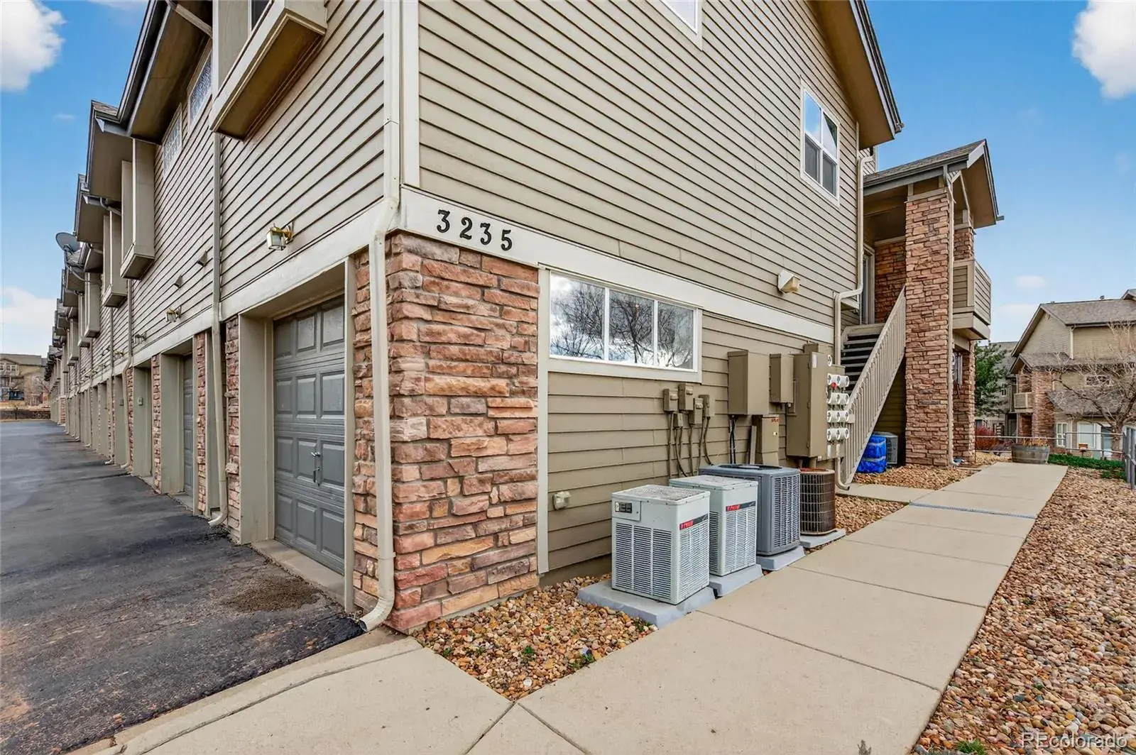 3235 S Walden Court #C Aurora CO 80013 MLS #REC3659890 03042026075118 1600 18