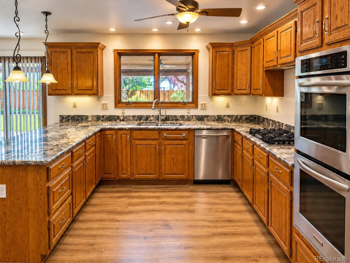15956 E Crestridge Circle Centennial CO 80015 | MLS #REC3661059 09232026083114 1200 16