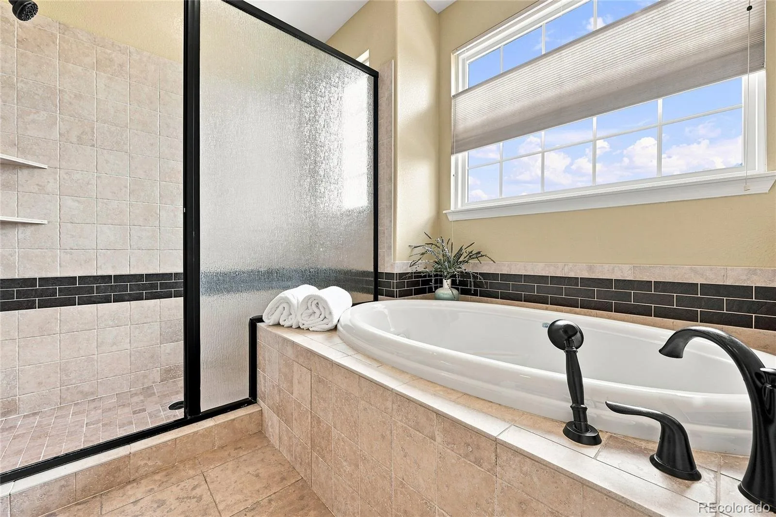 9382 W Unser Avenue Littleton CO 80128 | MLS #REC3662445 08242026021210 1600 13