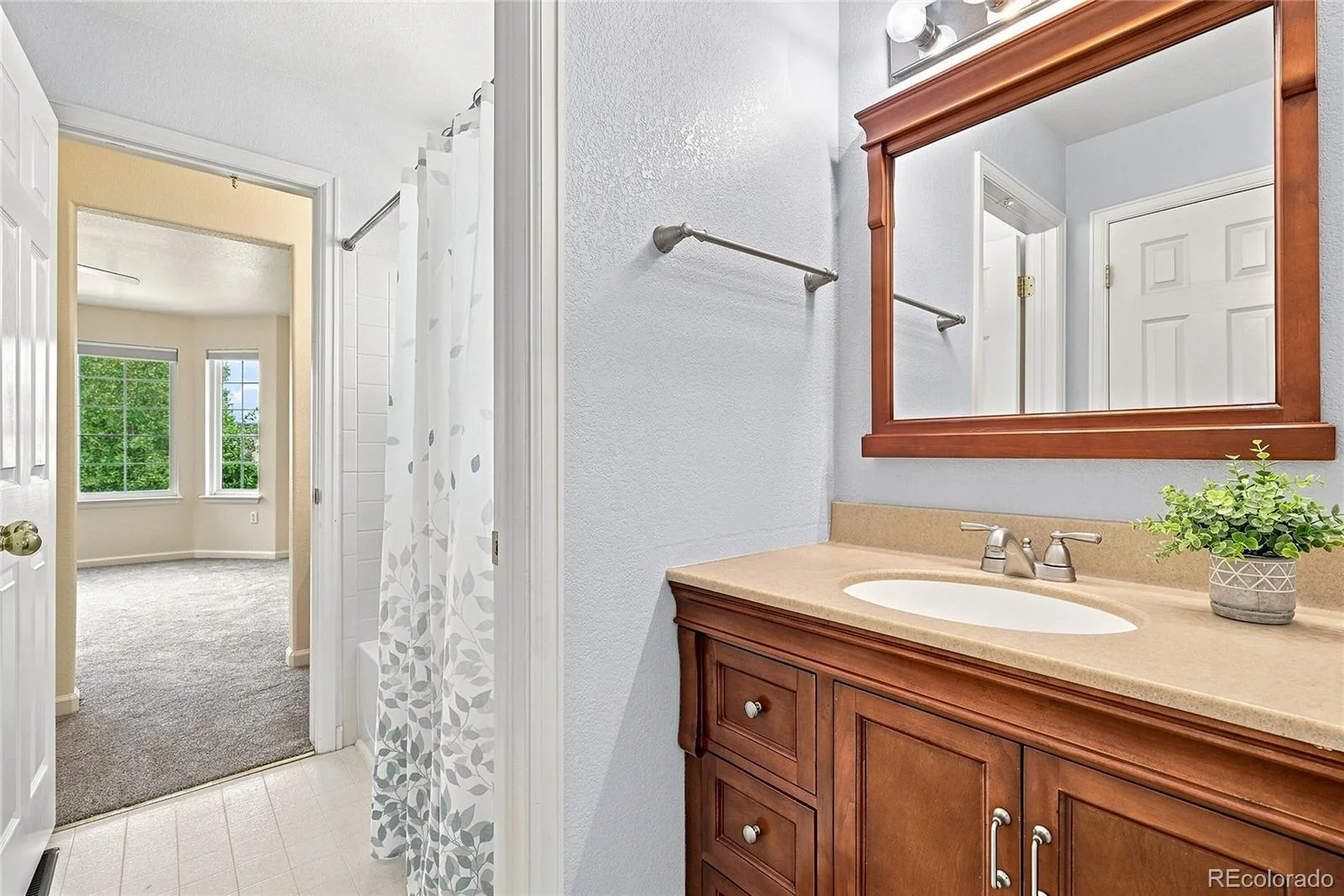 9382 W Unser Avenue Littleton CO 80128 | MLS #REC3662445 08242026021210 1600 17