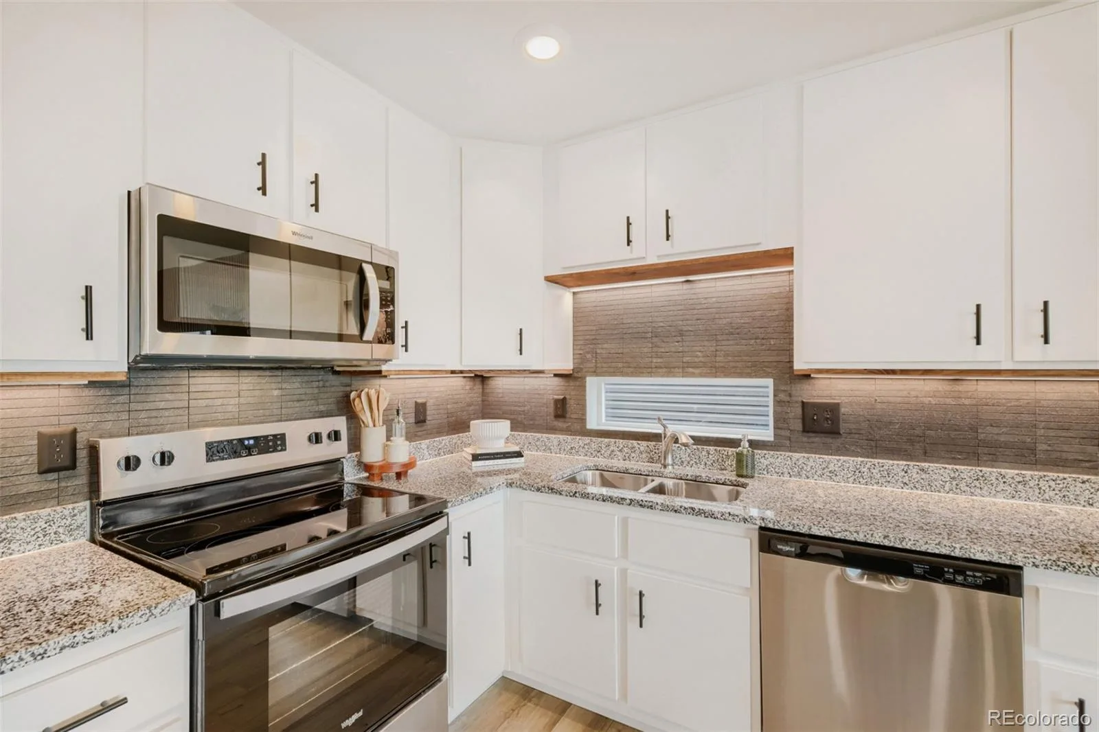 18057 E 51st Avenue Denver CO 80249 | MLS #REC3662939 08272026144439 1600 10