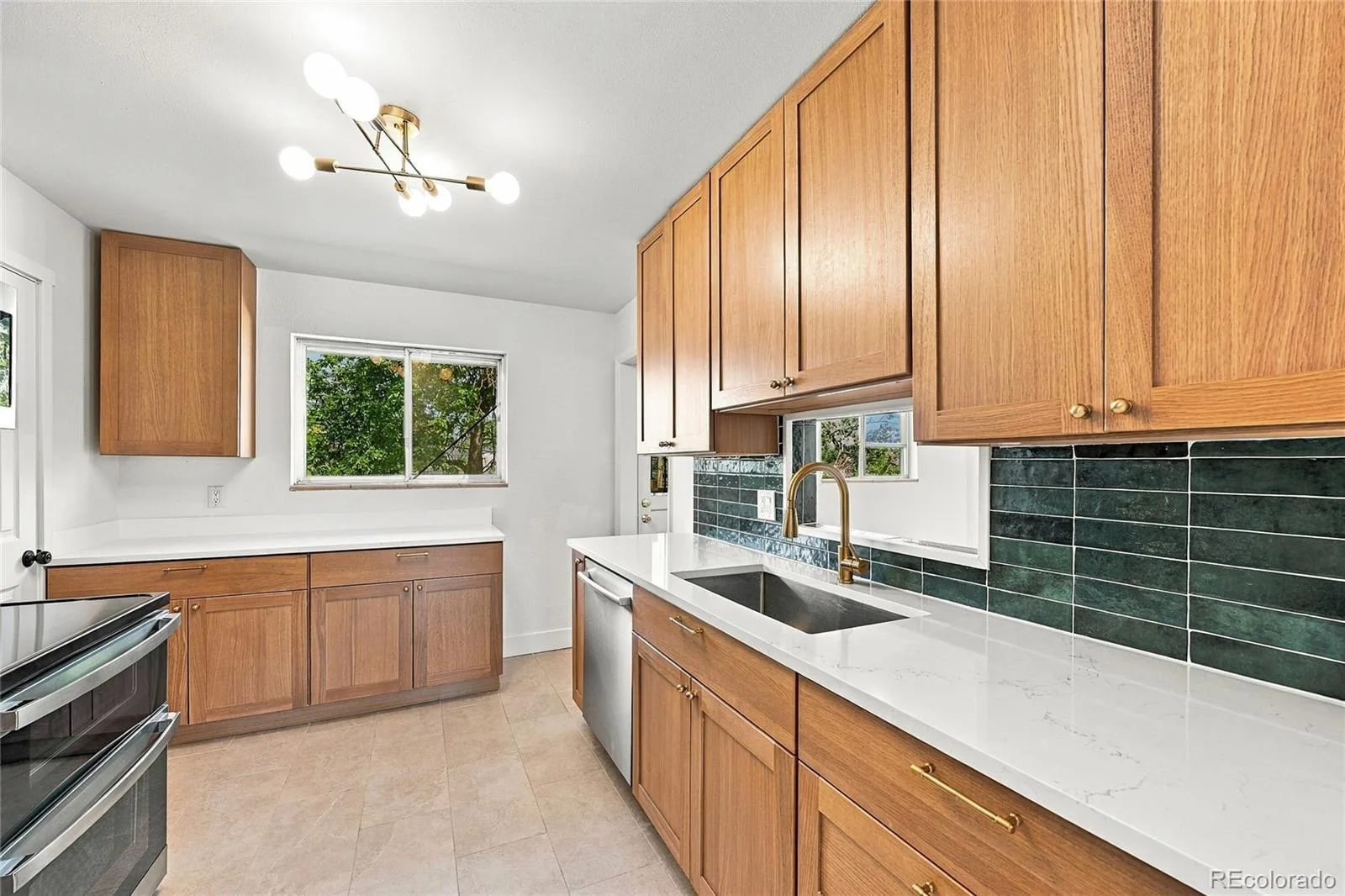 11213 W Briarwood Drive Lakewood CO 80226 | MLS #REC3666824 09242026151316 1600 15