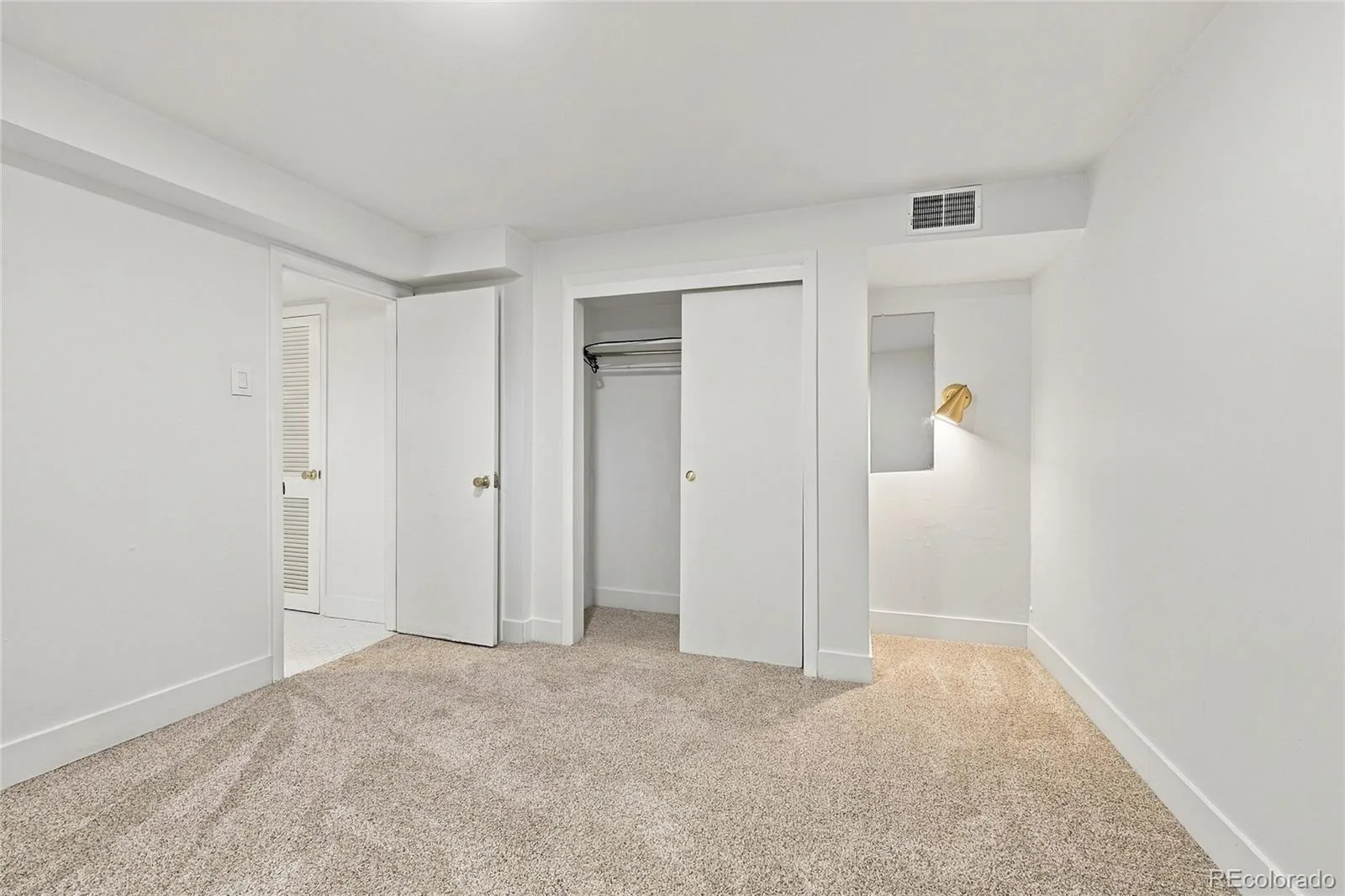 11213 W Briarwood Drive Lakewood CO 80226 | MLS #REC3666824 09242026151316 1600 30