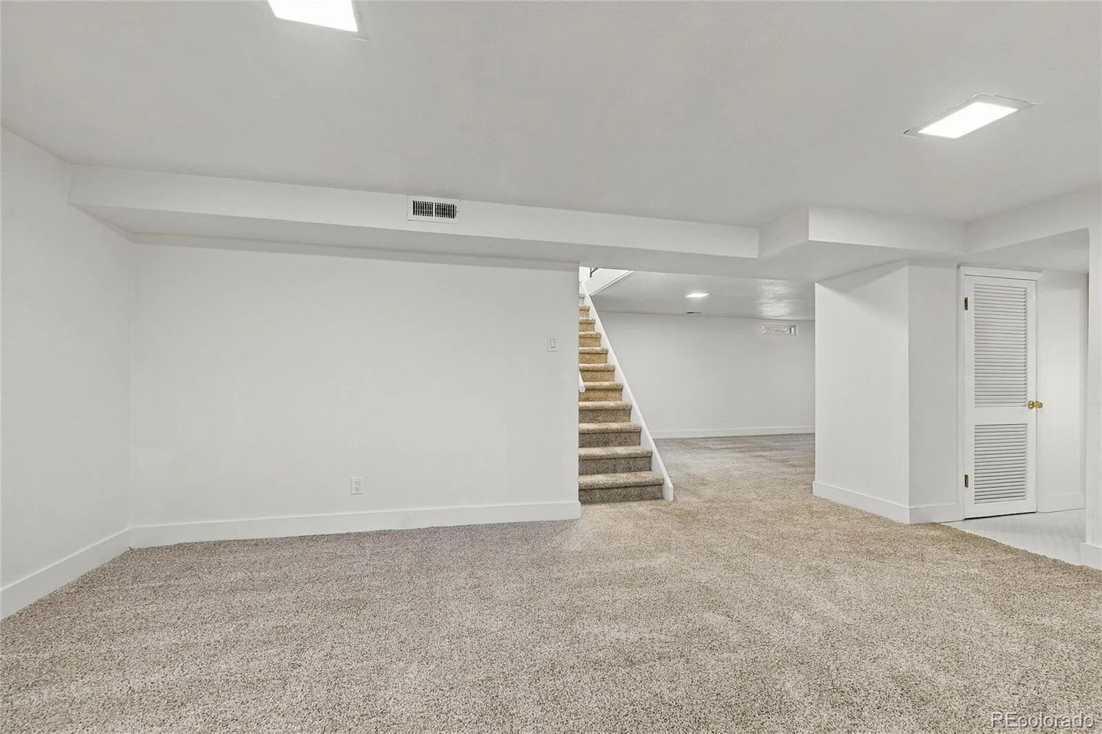 11213 W Briarwood Drive Lakewood CO 80226 | MLS #REC3666824 09242026151316 1600 34