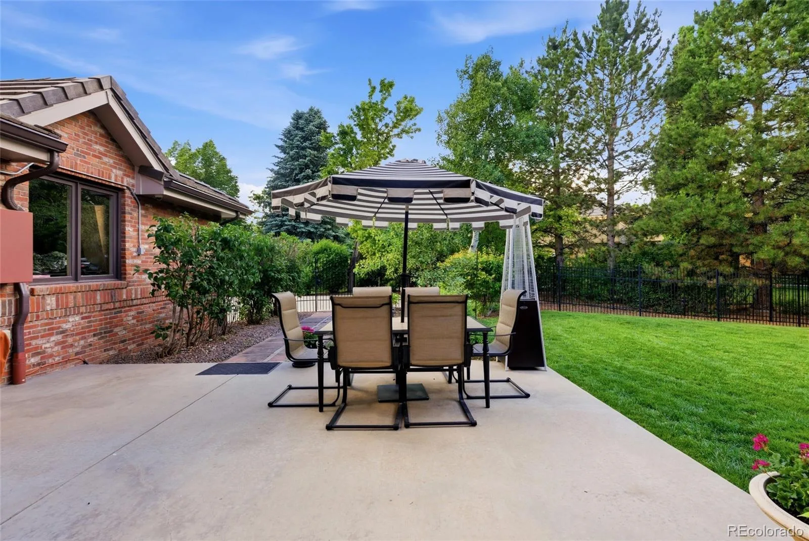 38 Cherry Hills Farm Drive Cherry Hills Village CO 80113 | MLS #REC3667675 08282026202421 1600 46