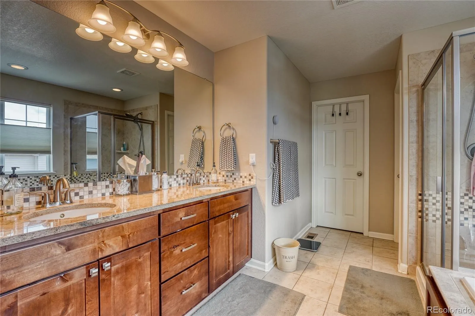 6641 S Kellerman Way Aurora CO 80016 MLS #REC3668135 05282026015232 1600 13