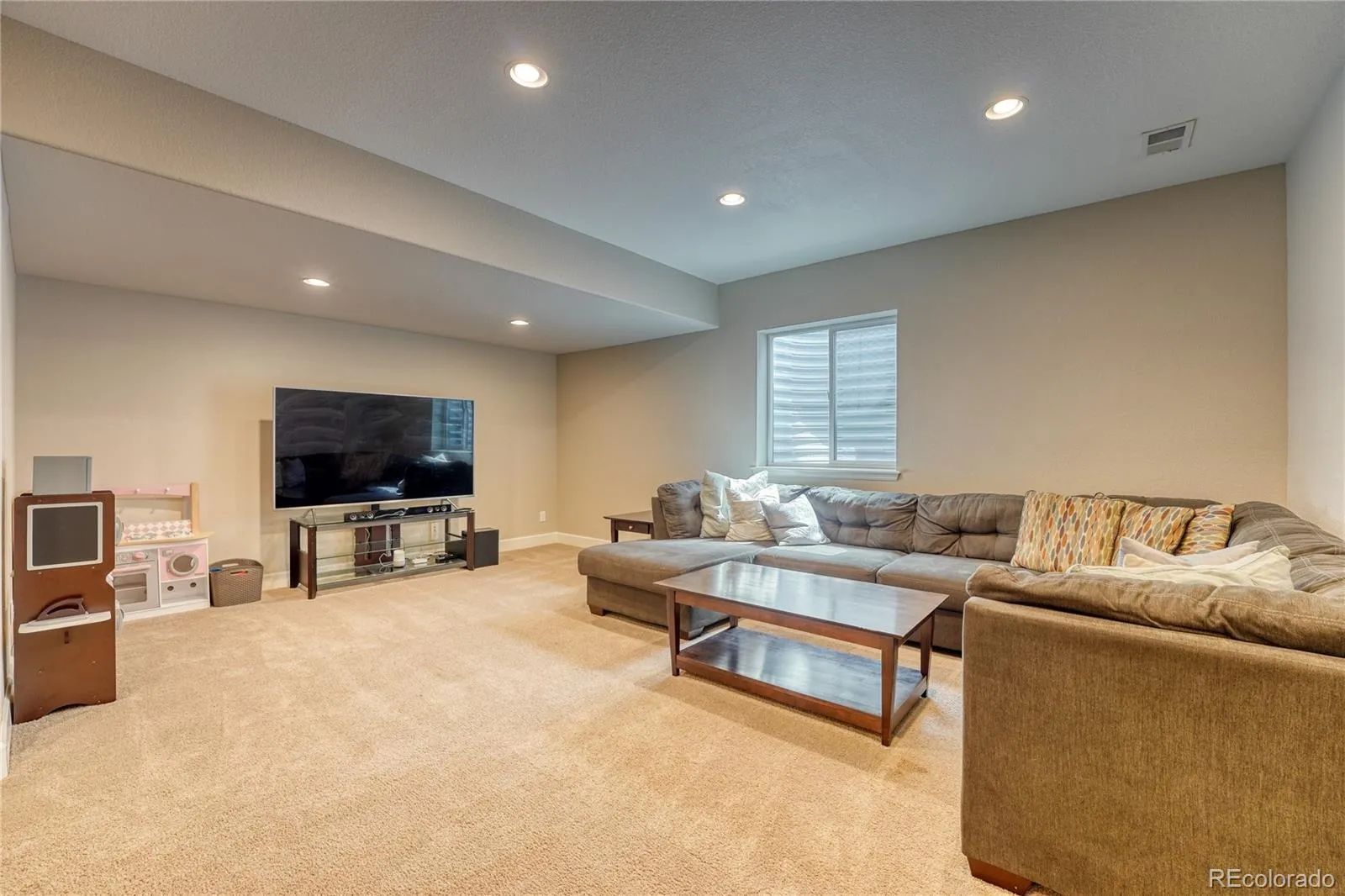 6641 S Kellerman Way Aurora CO 80016 MLS #REC3668135 05282026015232 1600 29