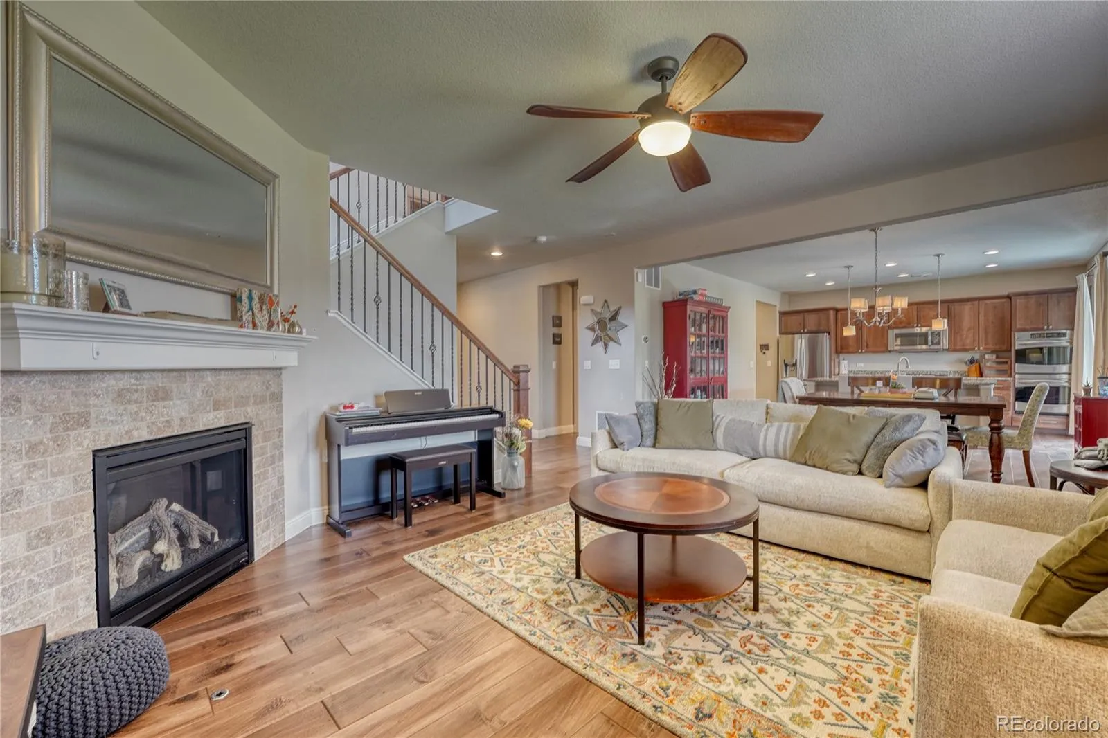 6641 S Kellerman Way Aurora CO 80016 MLS #REC3668135 05282026015232 1600 4